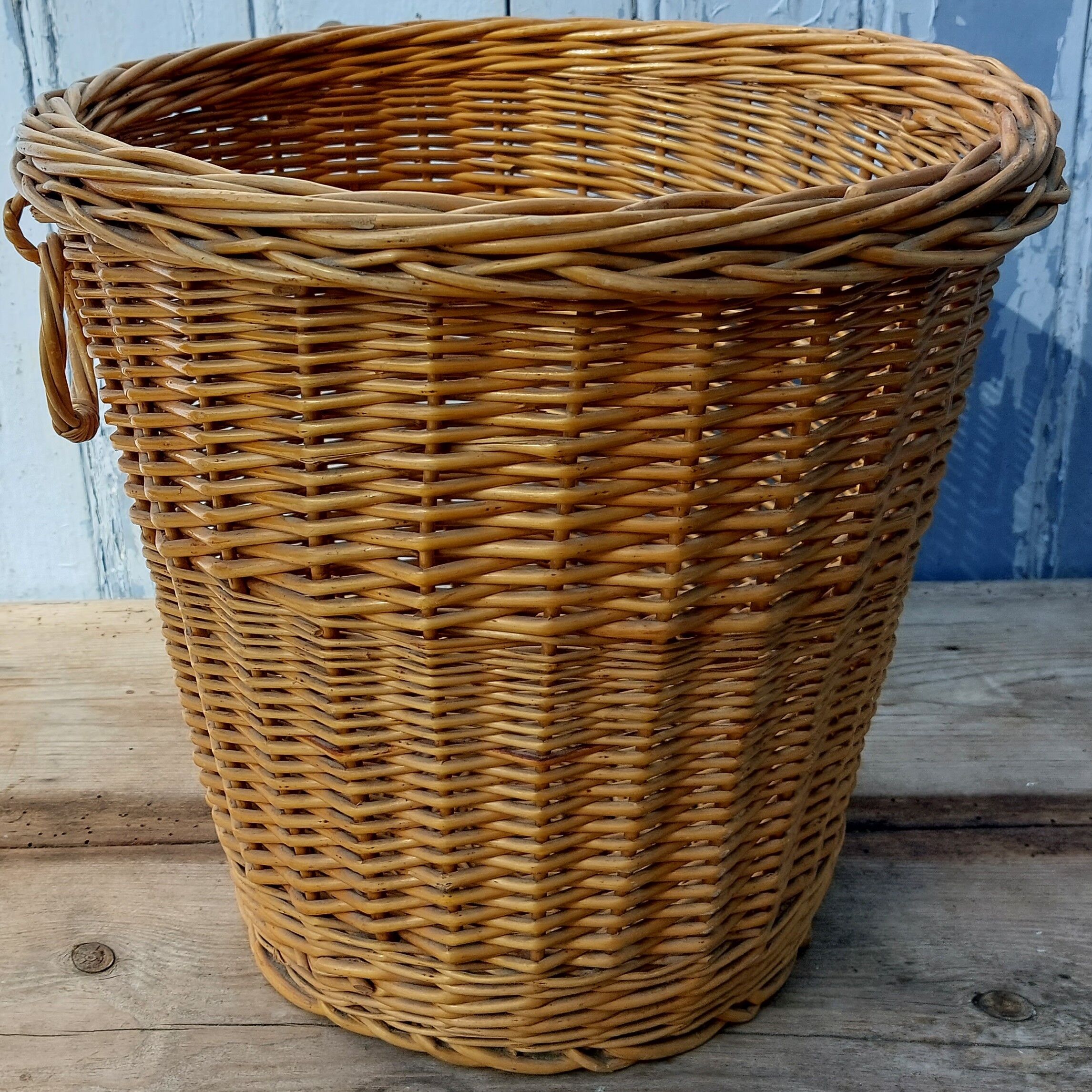 Wicker wastepaper basket