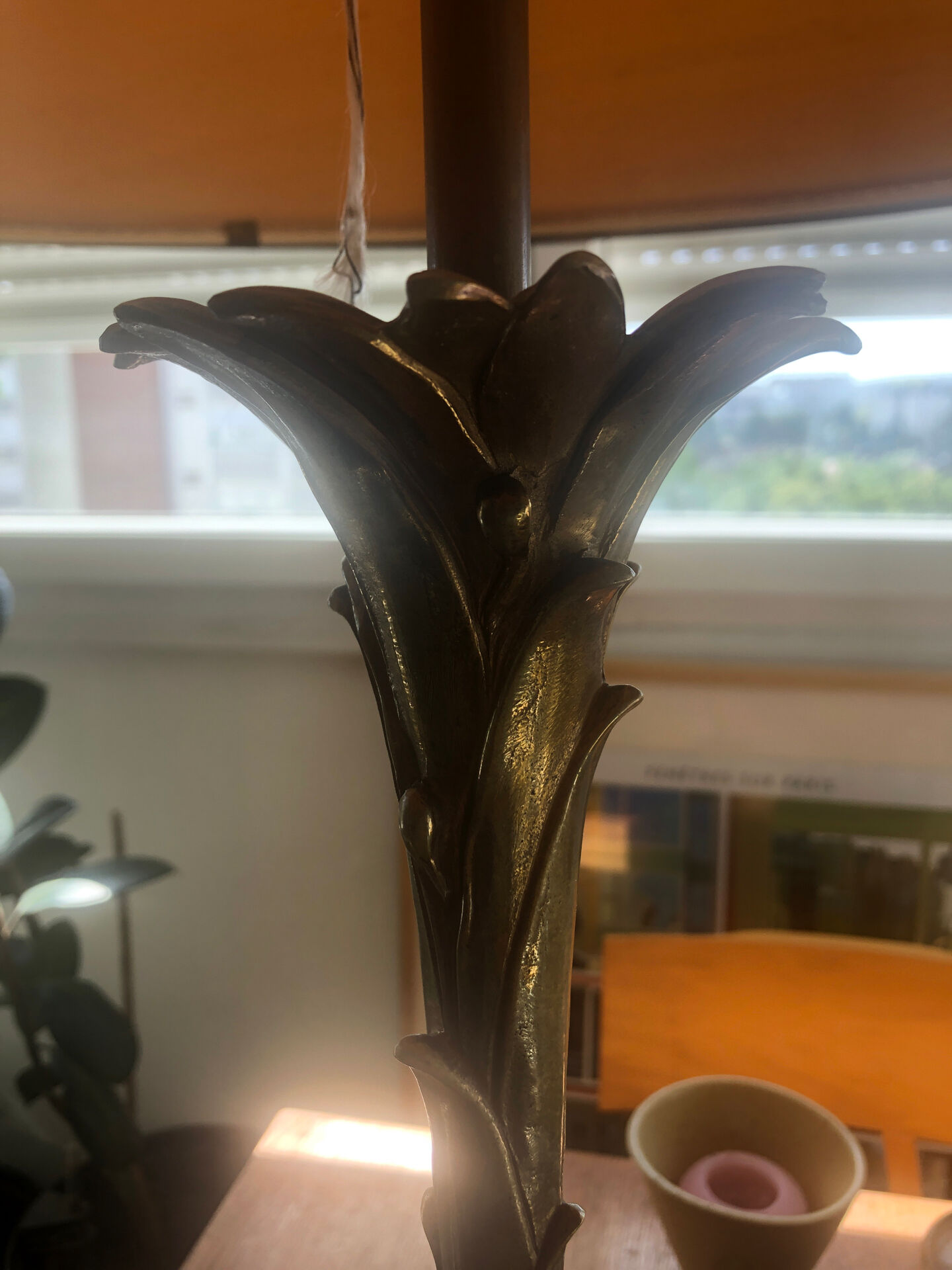 Lampe en bronze décor palmier Maison Bagués années 1970 en TBE