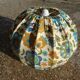 Suspension vintage tissu à fleurs bleues et oranges