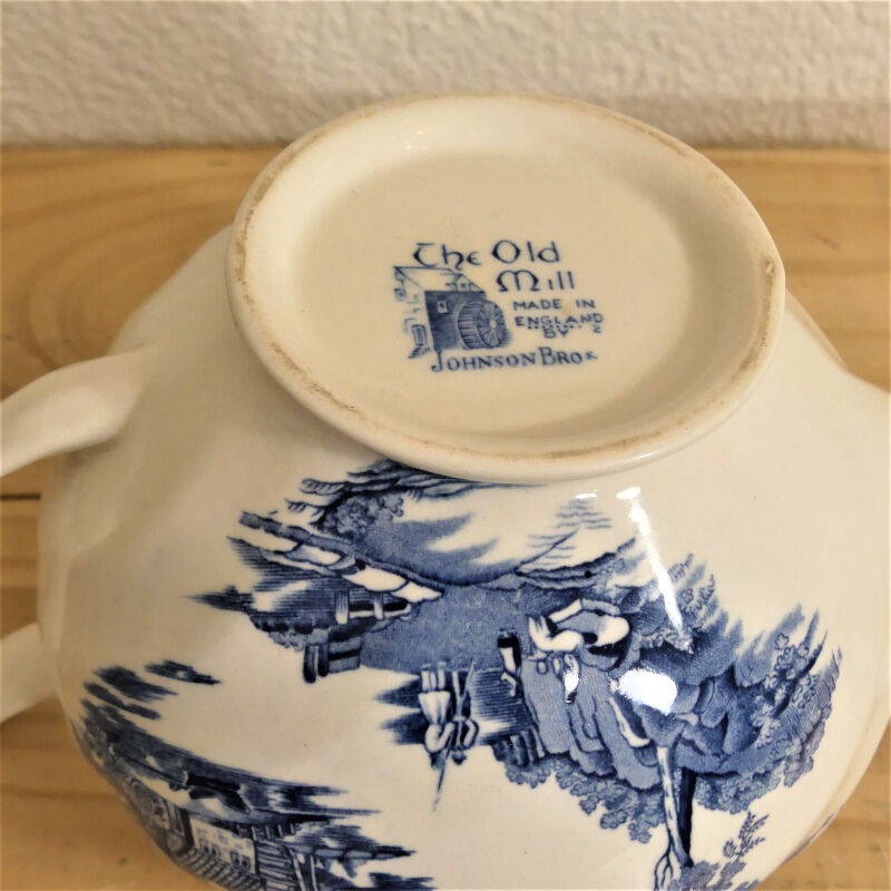 Teapot "The old Mill" English porcelain stamped Johnson & Bro
