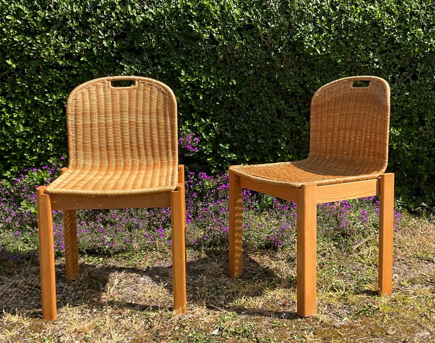 Pair of Italian chairs from the 70s