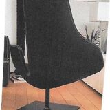 A pair of FJORD swivel chairs from the MOROSO brand