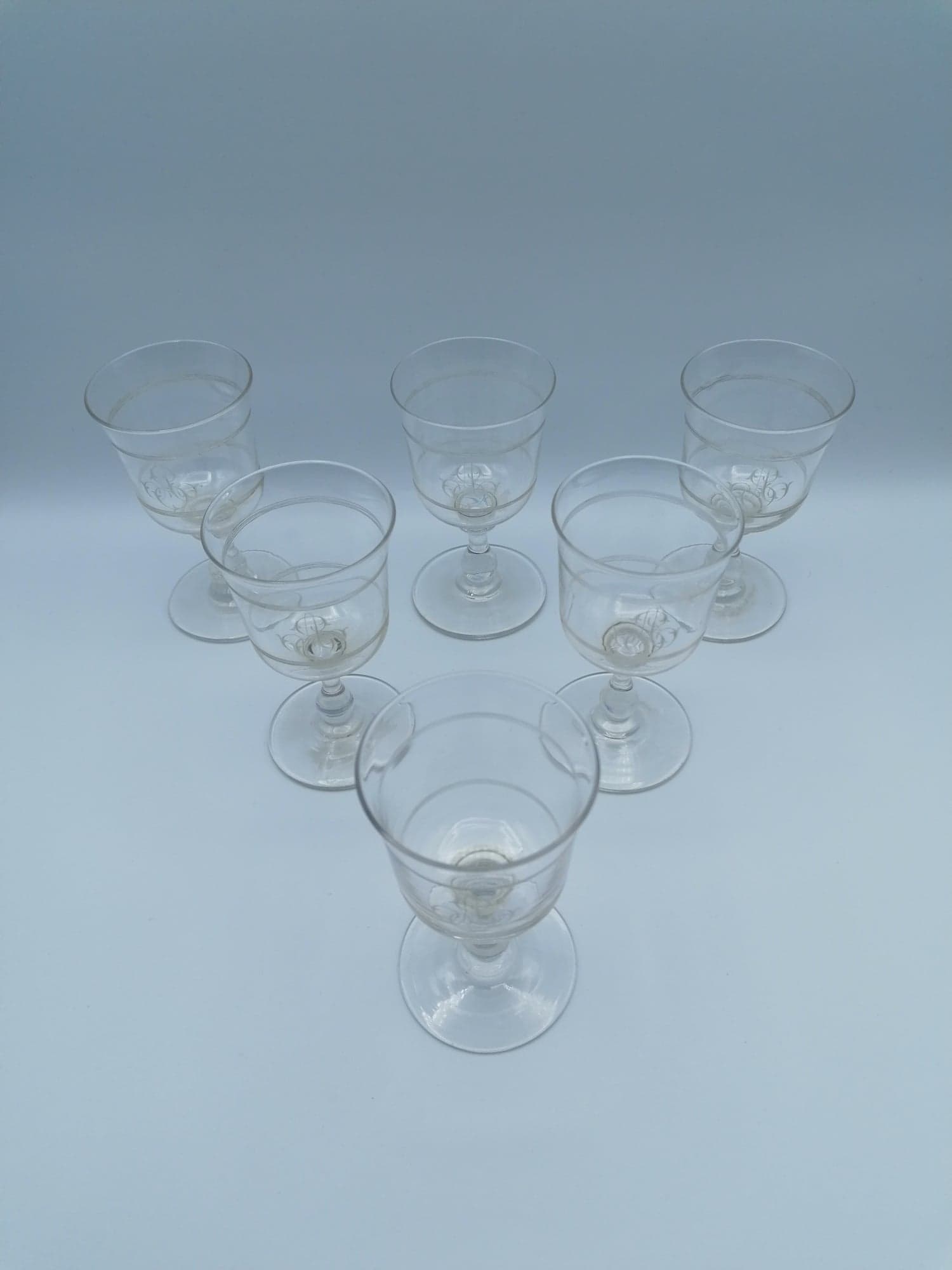 Ensemble de 6 verres en cristal monogrammés