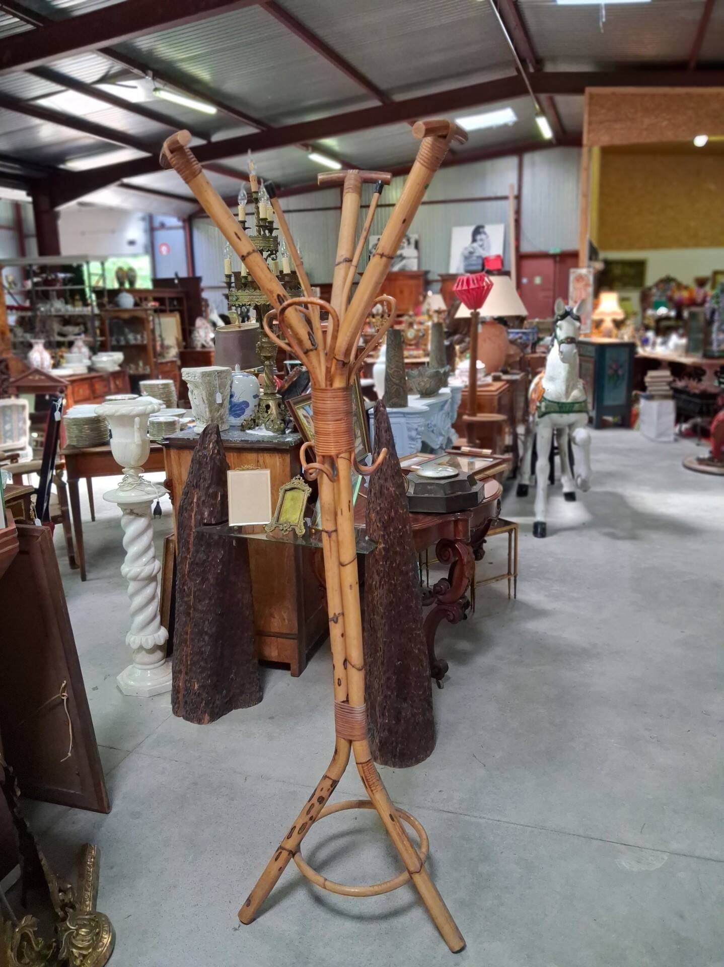 Parrot Coat Rack in Bamboo and Rattan