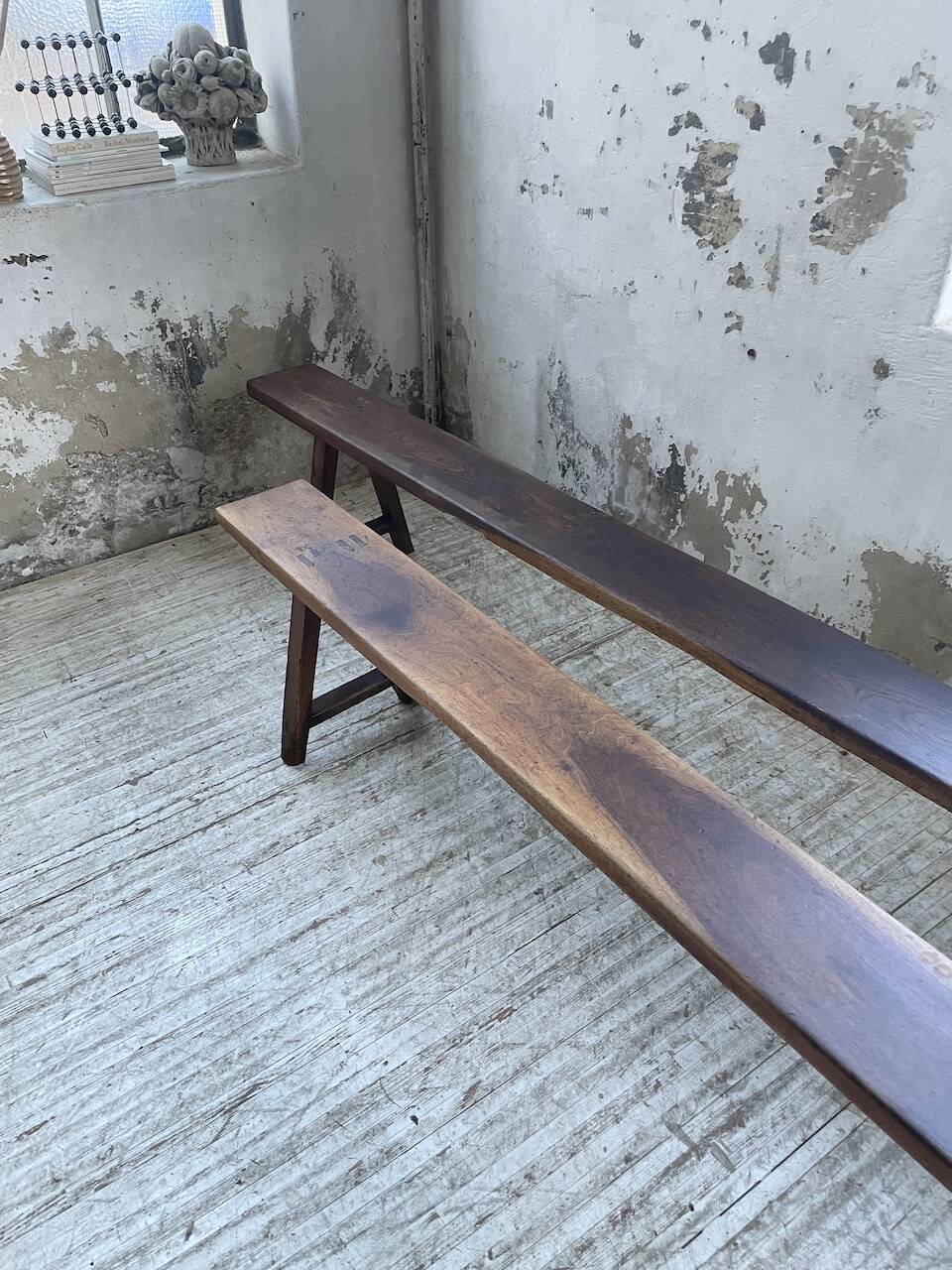 Pair of benches in walnut and solid oak 230 cm