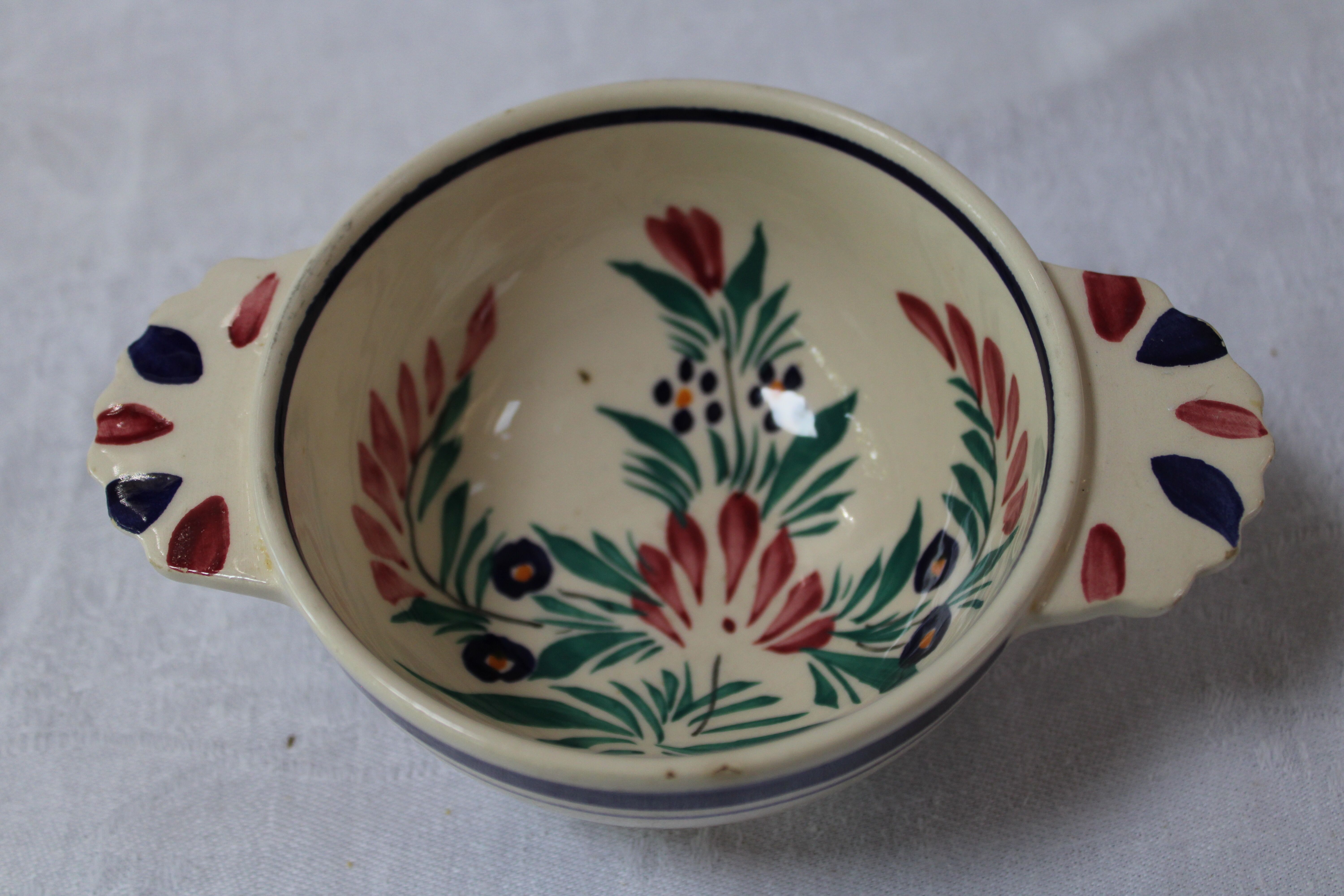 Ceramic eared bowl signed HB Quimper