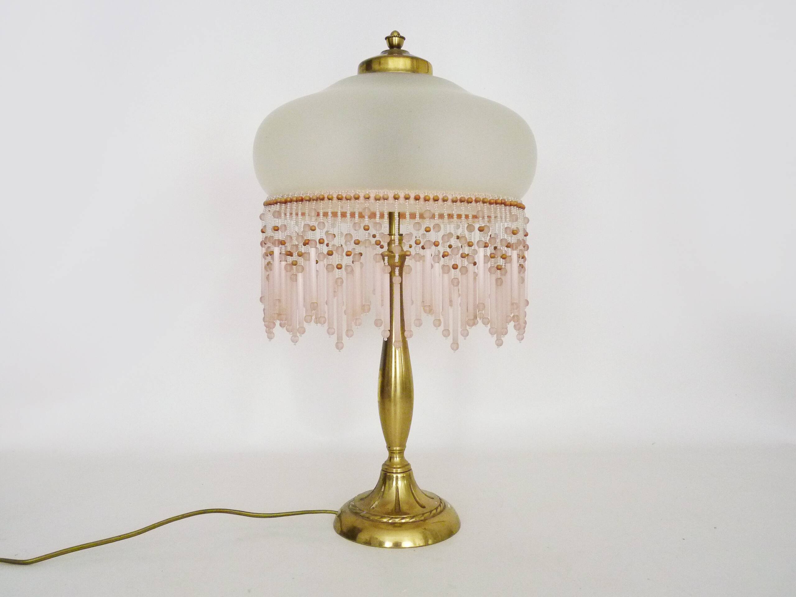 Lampe de table, lampe de chevet 2 feux, pied laiton, globe et perles rose