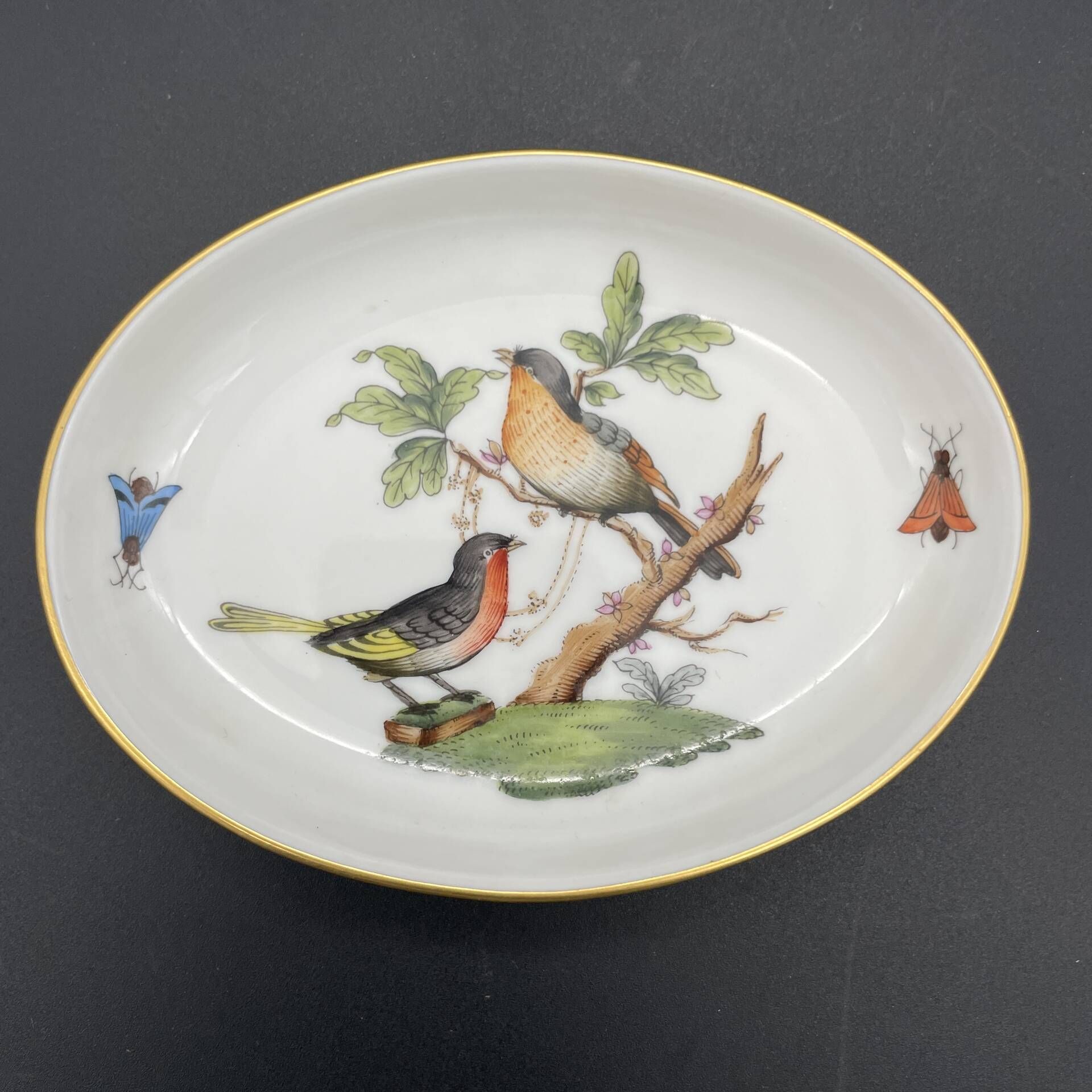 Small oval dish Herend Rothschild Birds – painted porcelain