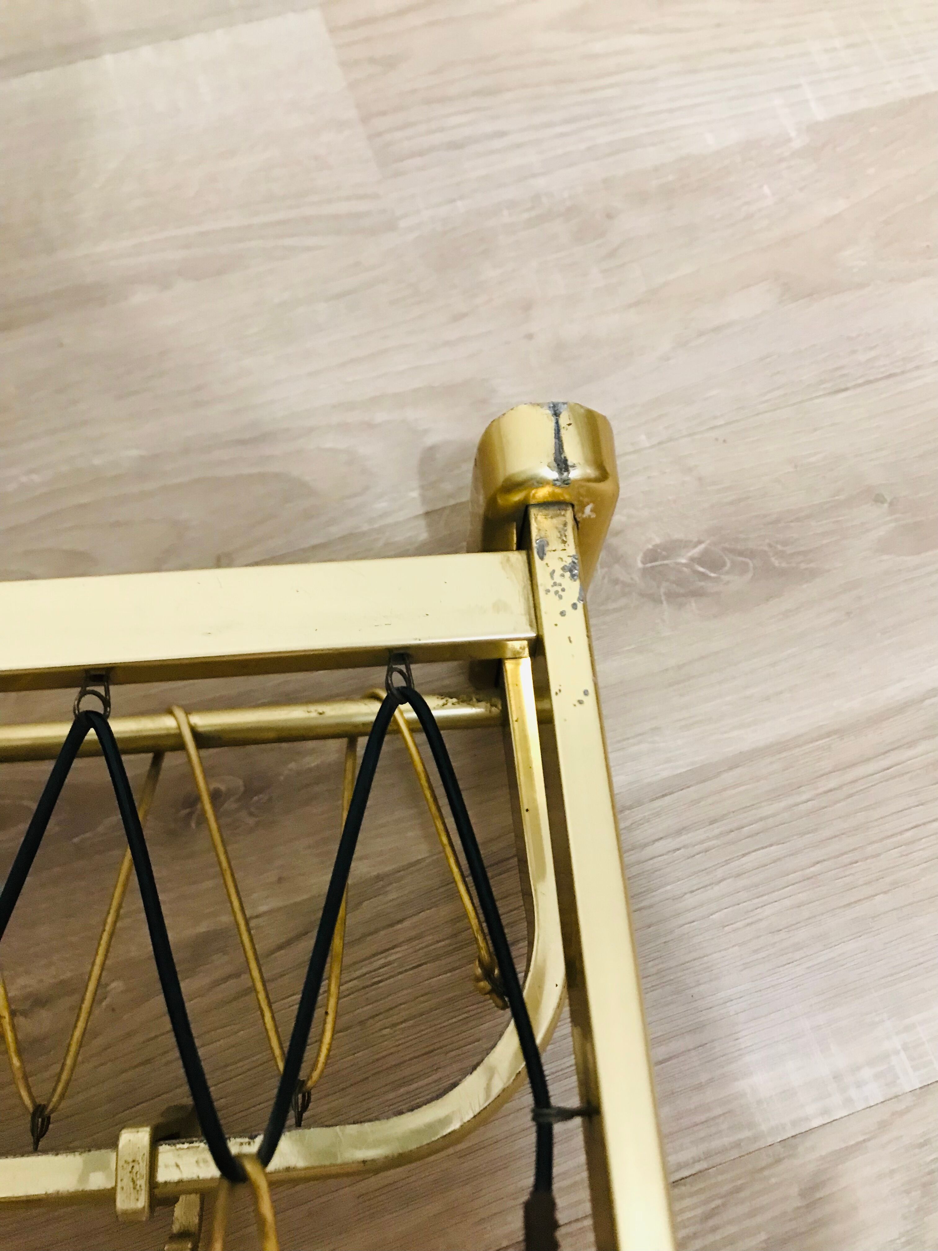 Wall-mounted cloakroom coat rack