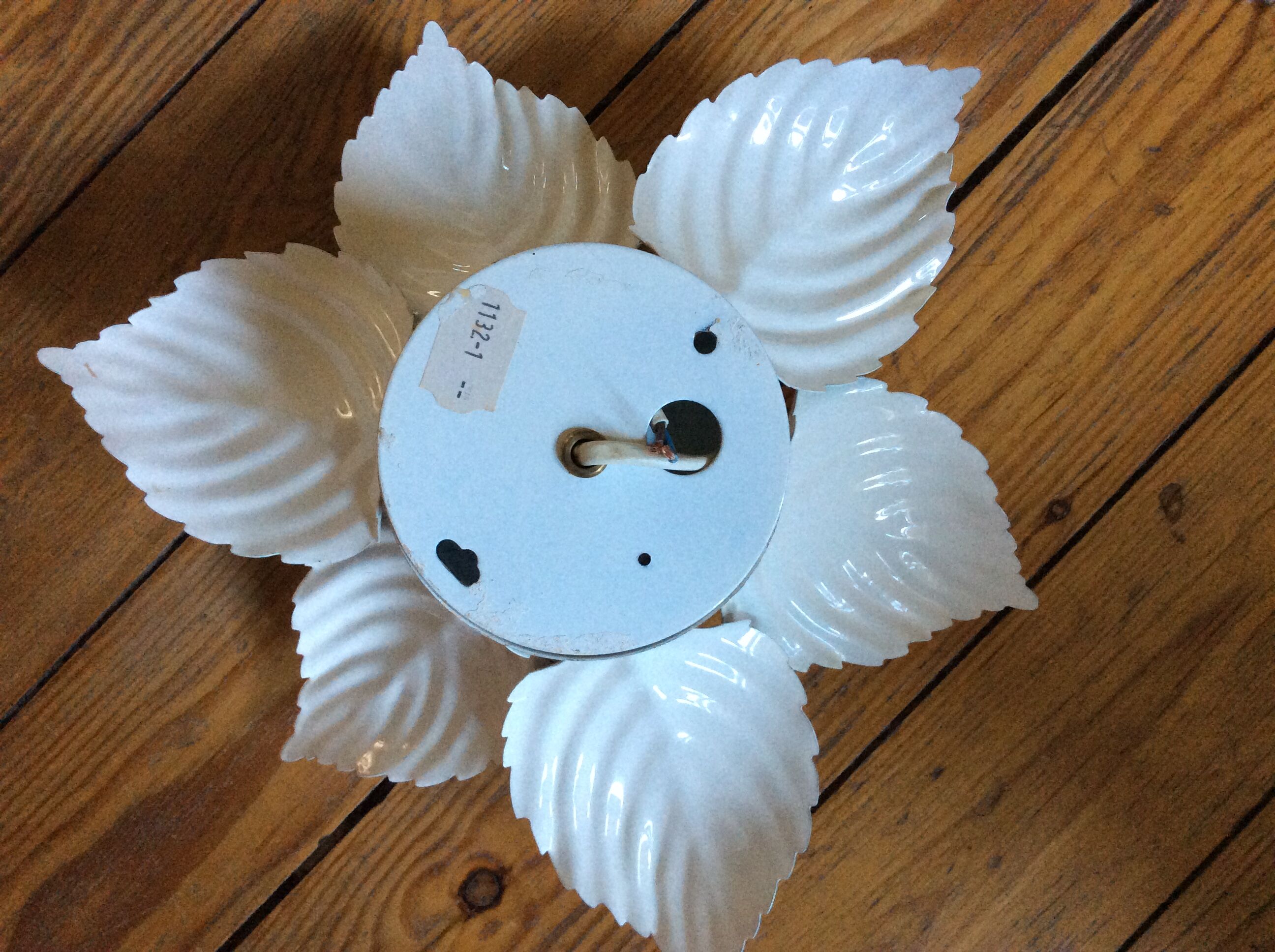 Apply vintage flower