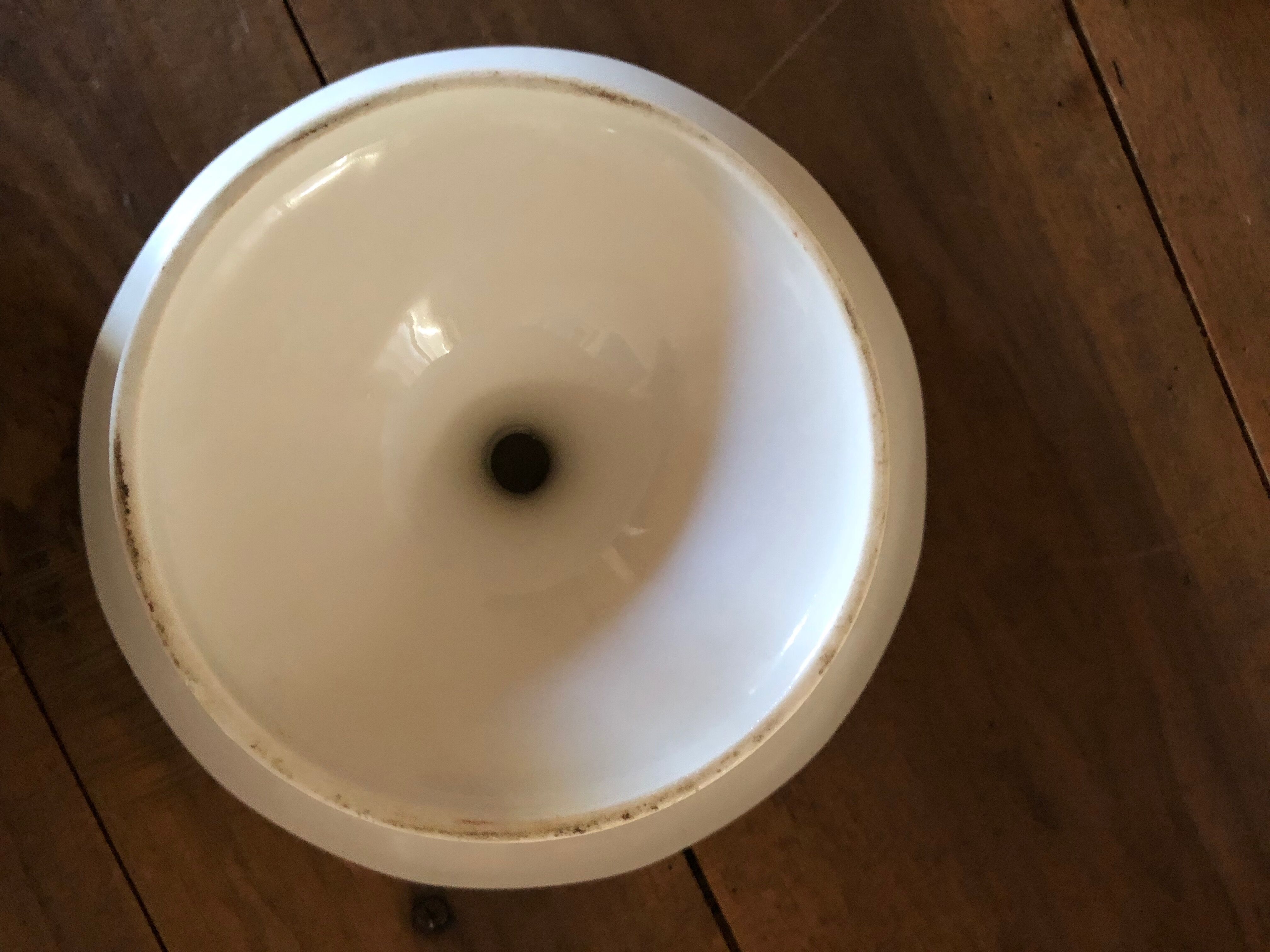 Porcelain dish