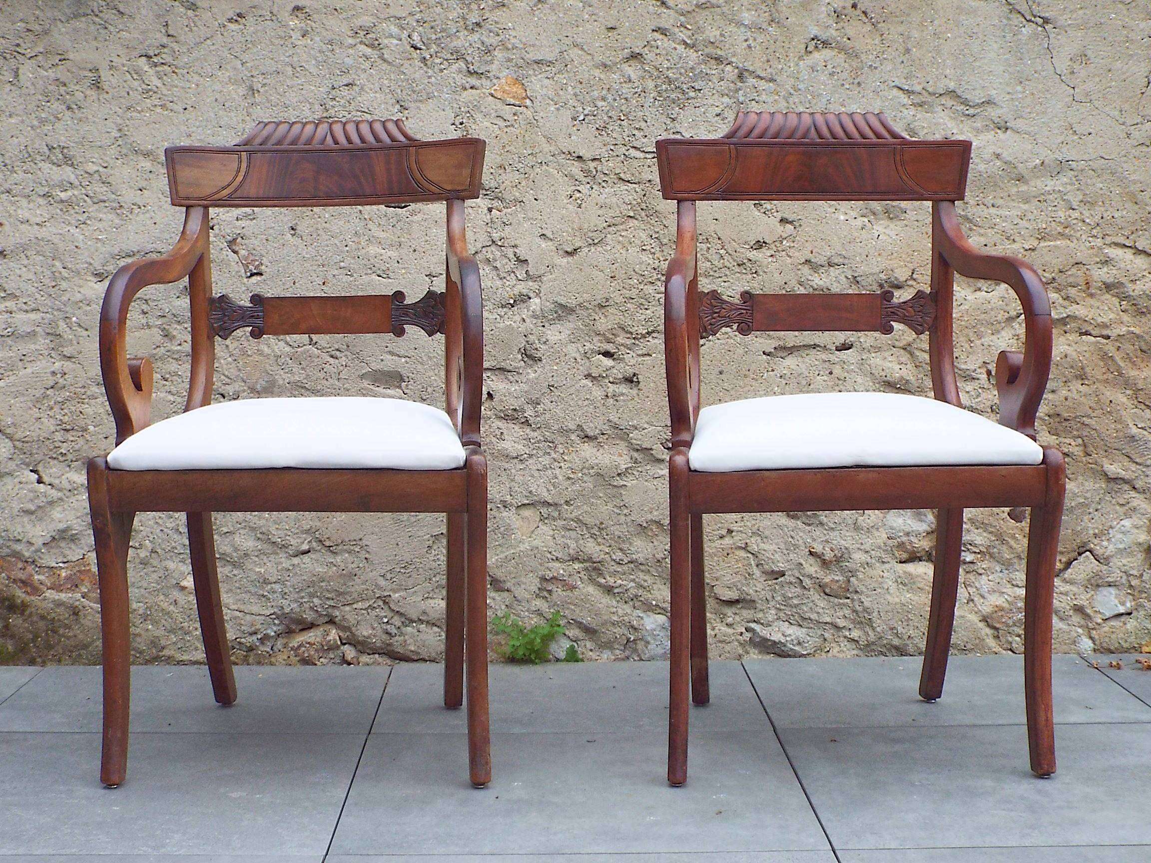 2 regency armchairs