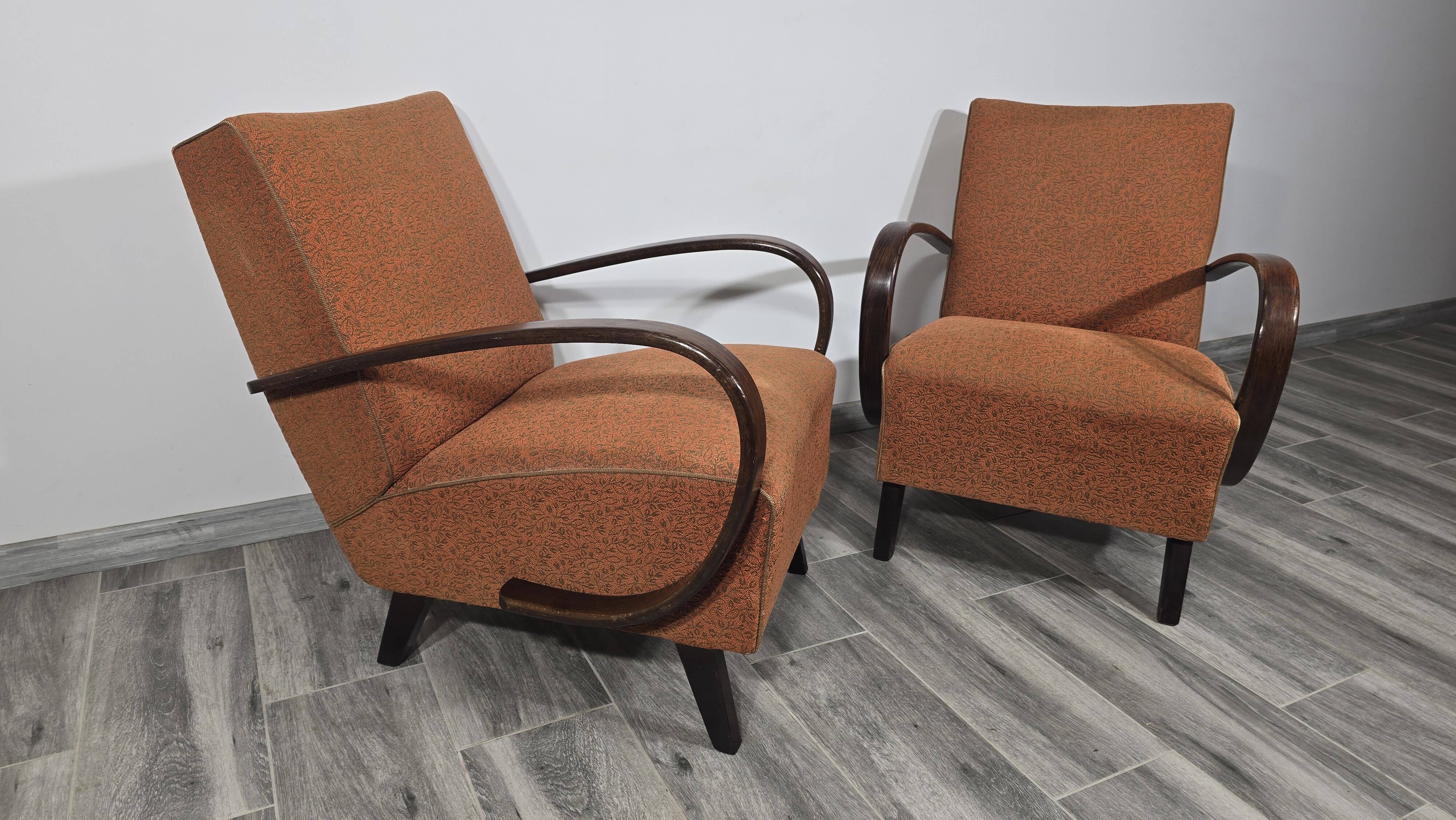Vintage Armchairs from Jindrich Halabala, 1940s, Set of 2