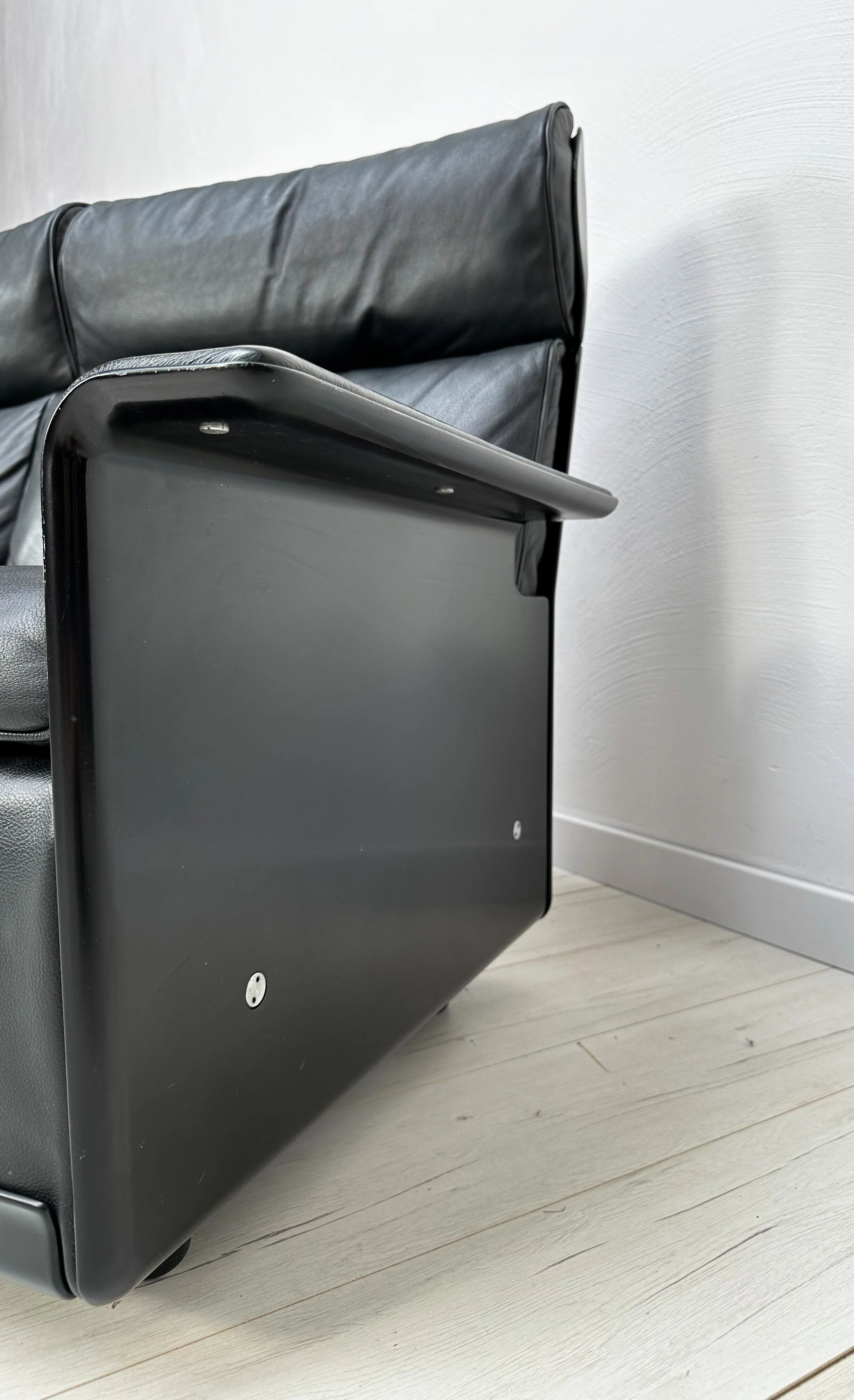 ‘70s/‘80s Vintage 620 Leather 2-Seater Sofa by Dieter Rams for Vitsoe