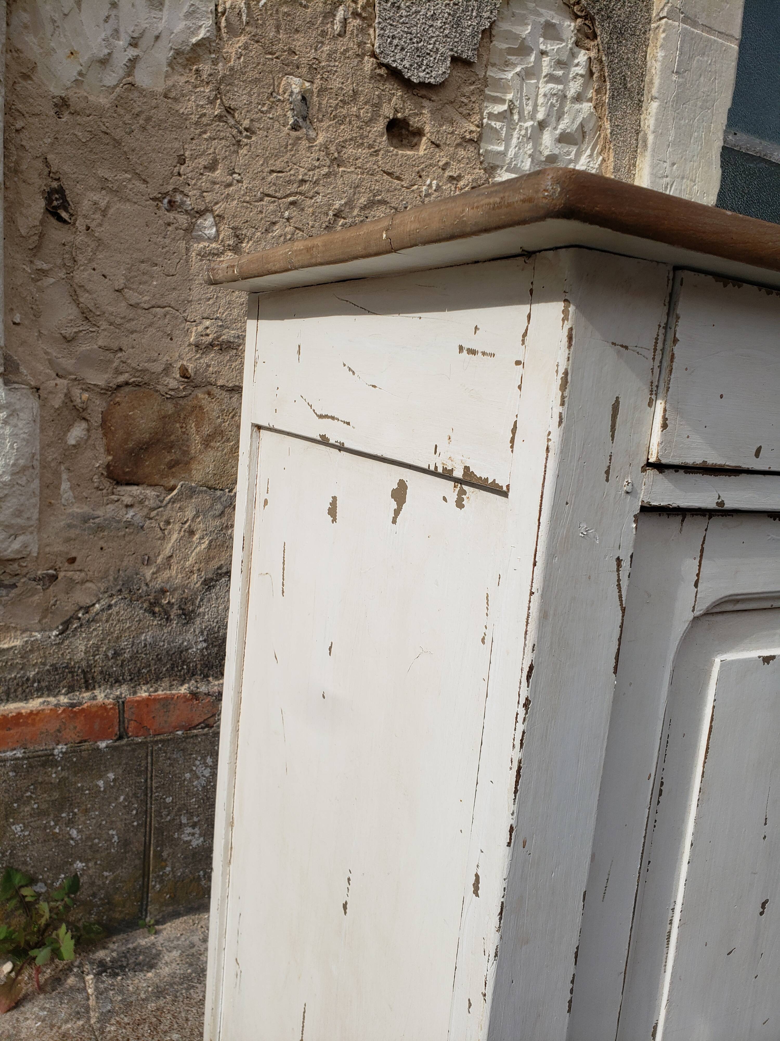 Parisian buffet off-white patina