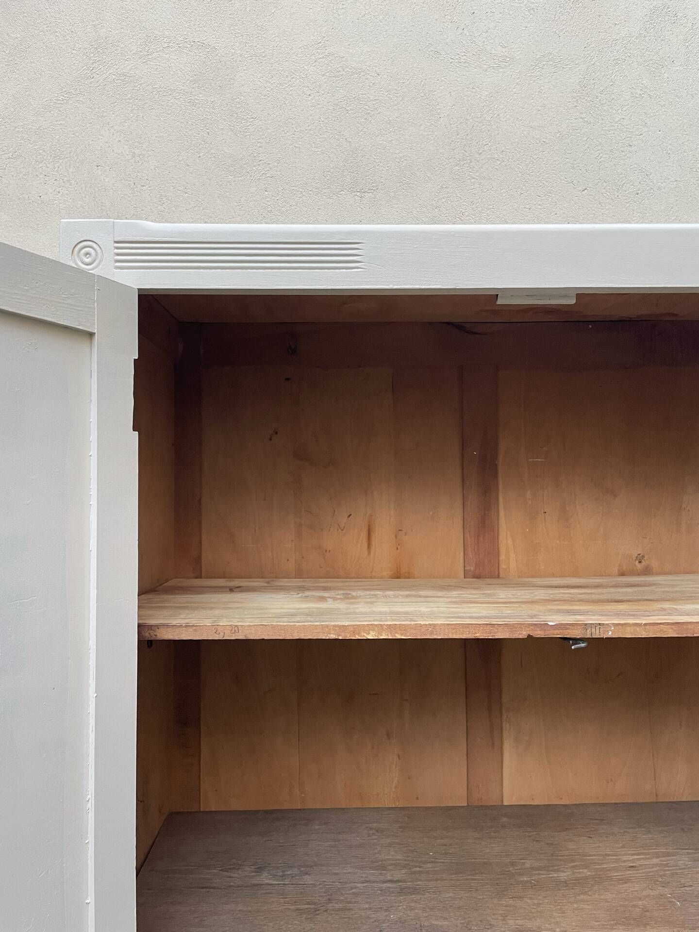 Armoire parisienne crème 