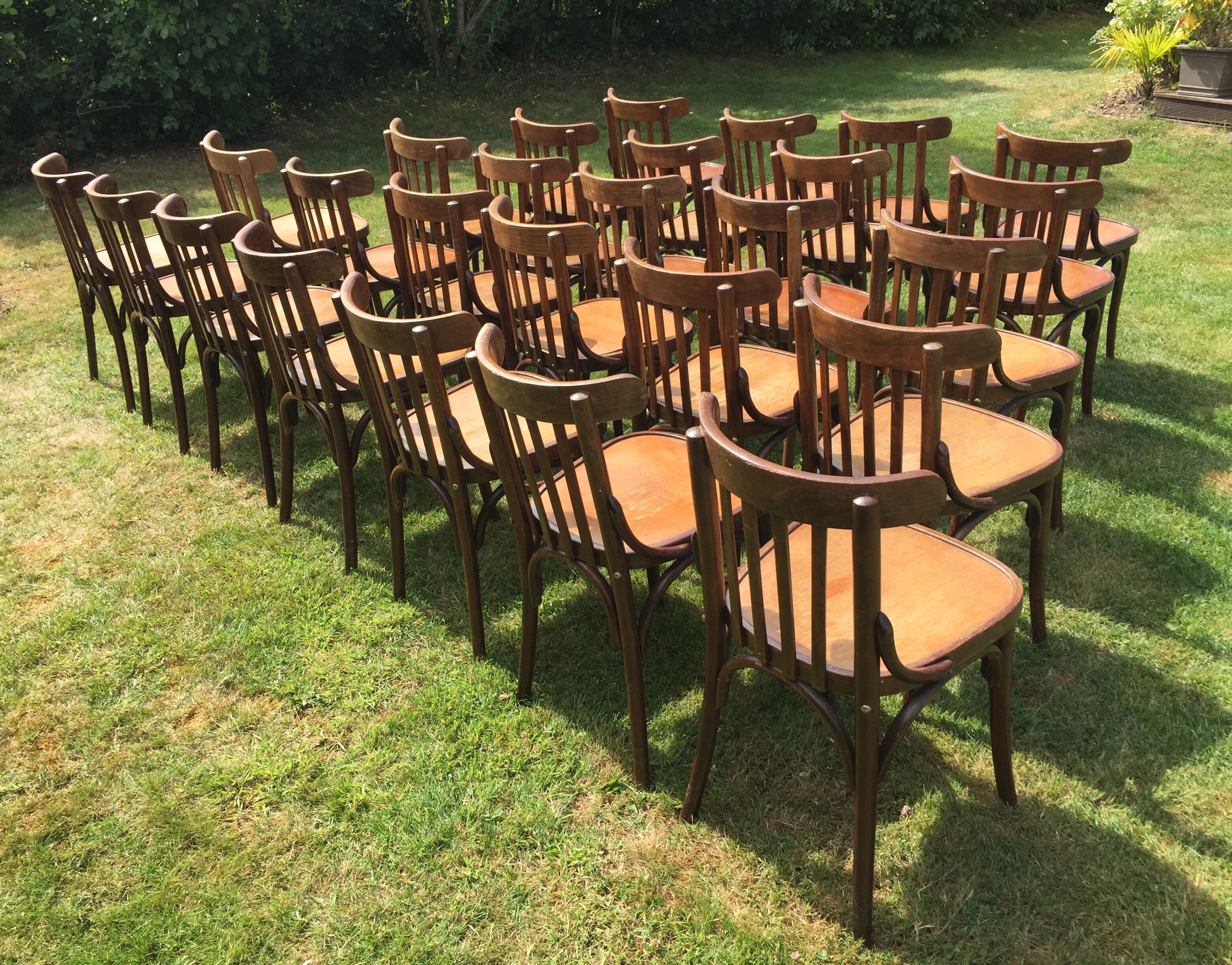 Lot of 26 chairs bistro