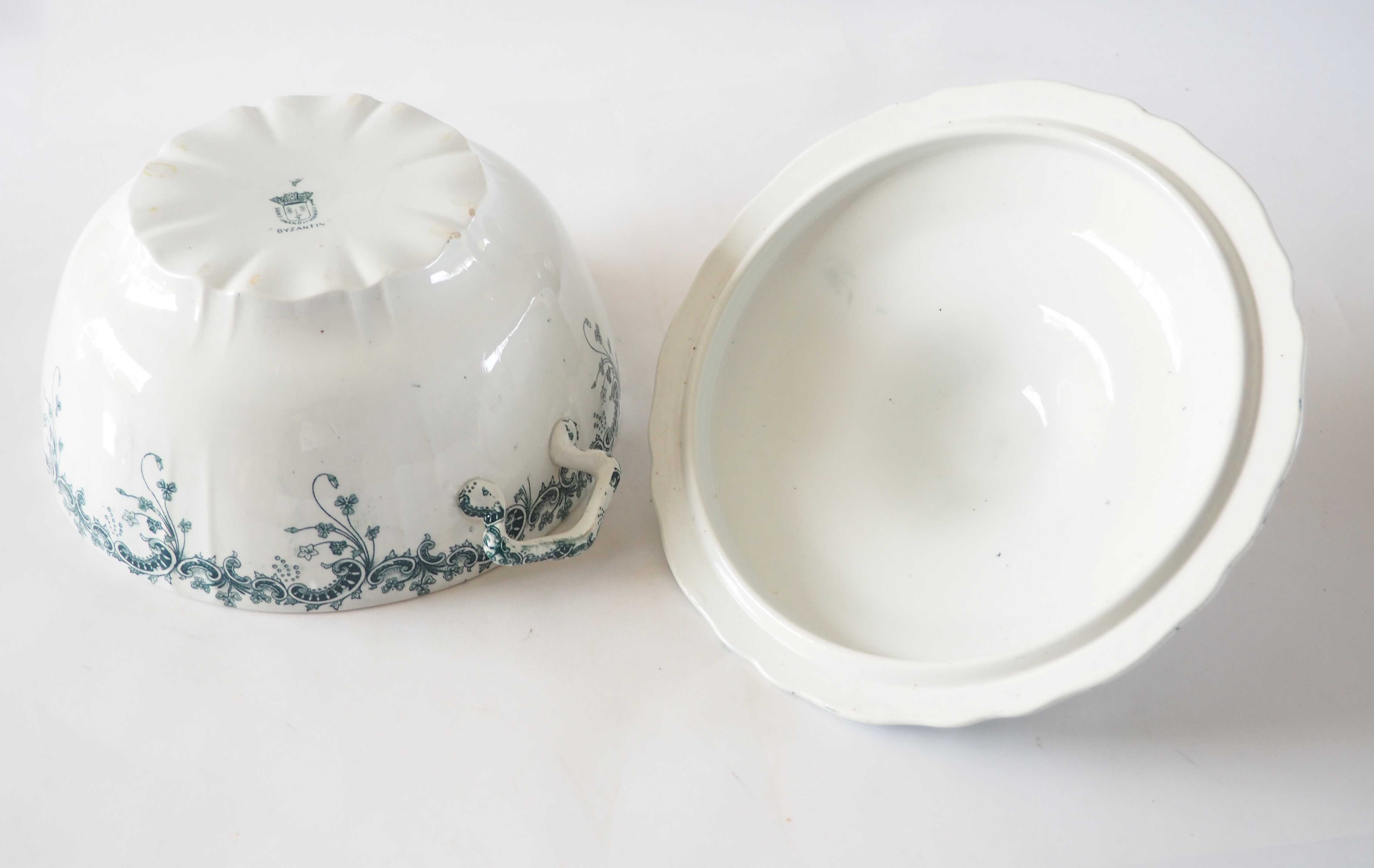 Tureen - vegetable terre de fer