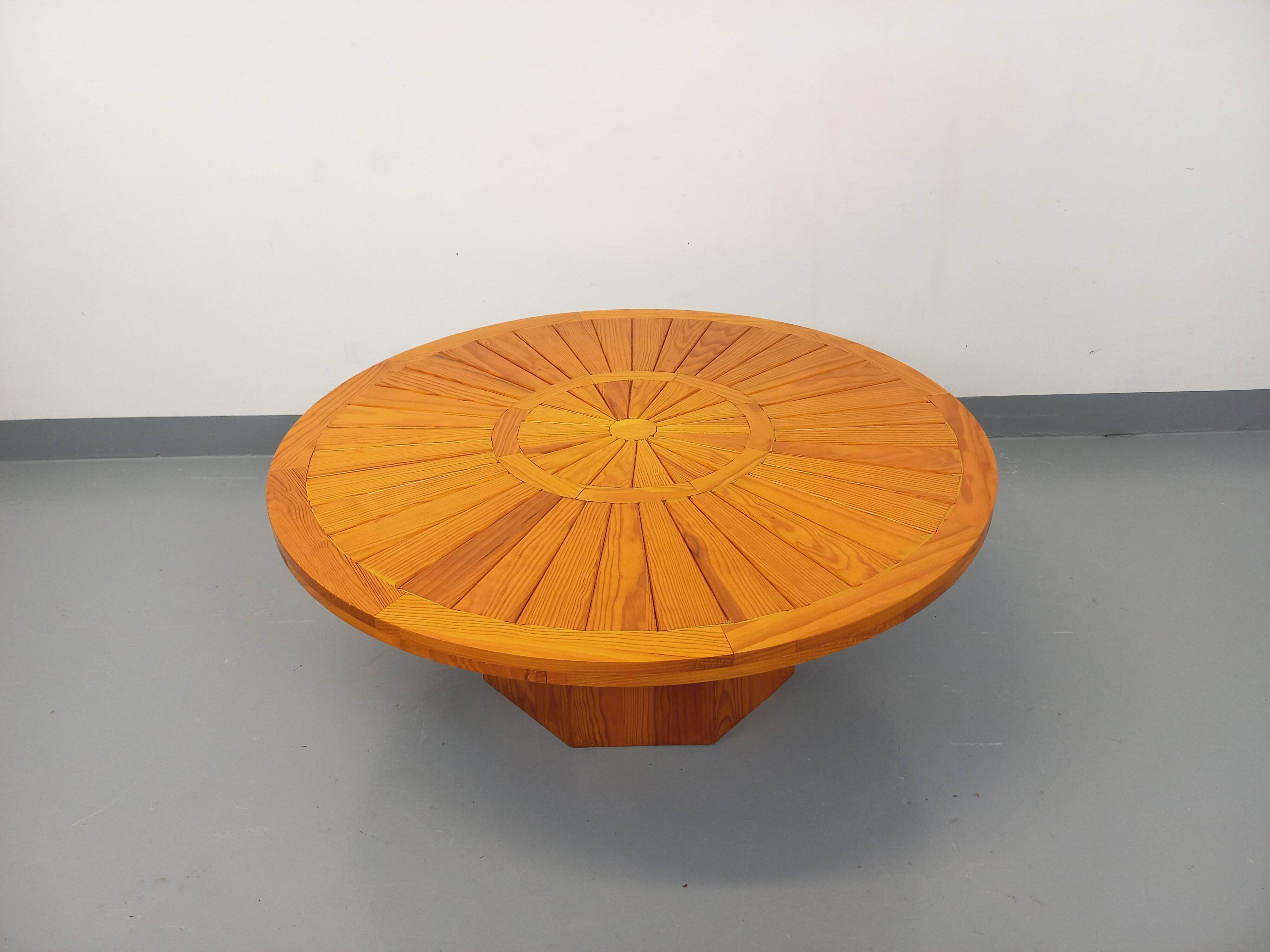 Vintage round pine coffee table from the 70s