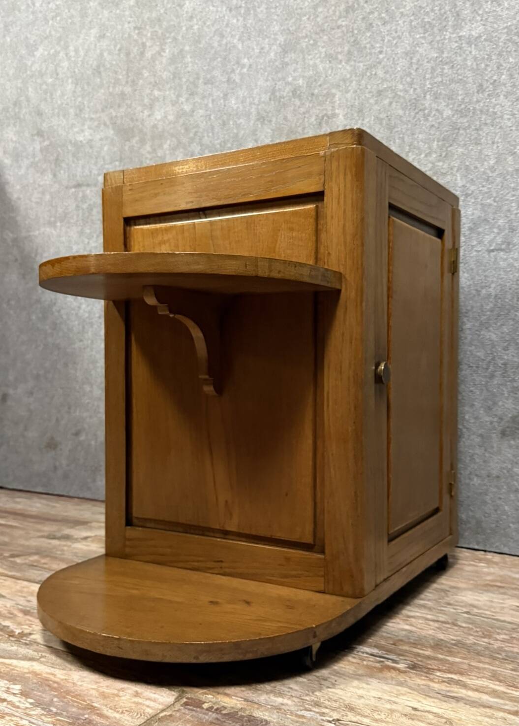 Art Deco period bar cabinet / trolley on wheels in oak circa 1940