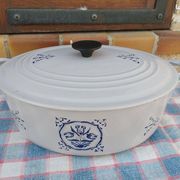 Le Creuset collection, old enamelled cast iron casserole, beautiful condition