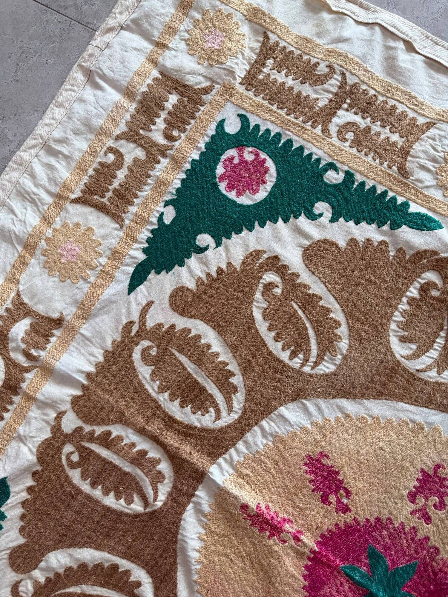 Vintage hand-embroidered tablecloth 142x146 cm