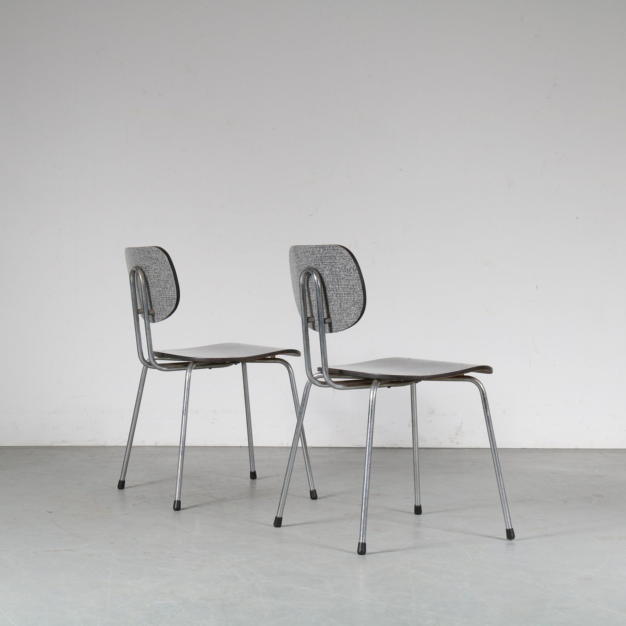 Pair of “CT2” dining chairs by Willy van der Meeren for Tubax, Belgium 1950