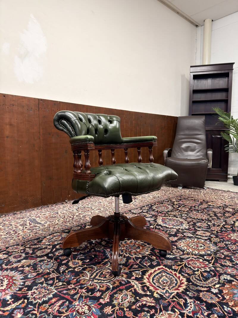 Chaise de bureau Chesterfield verte anglaise classique