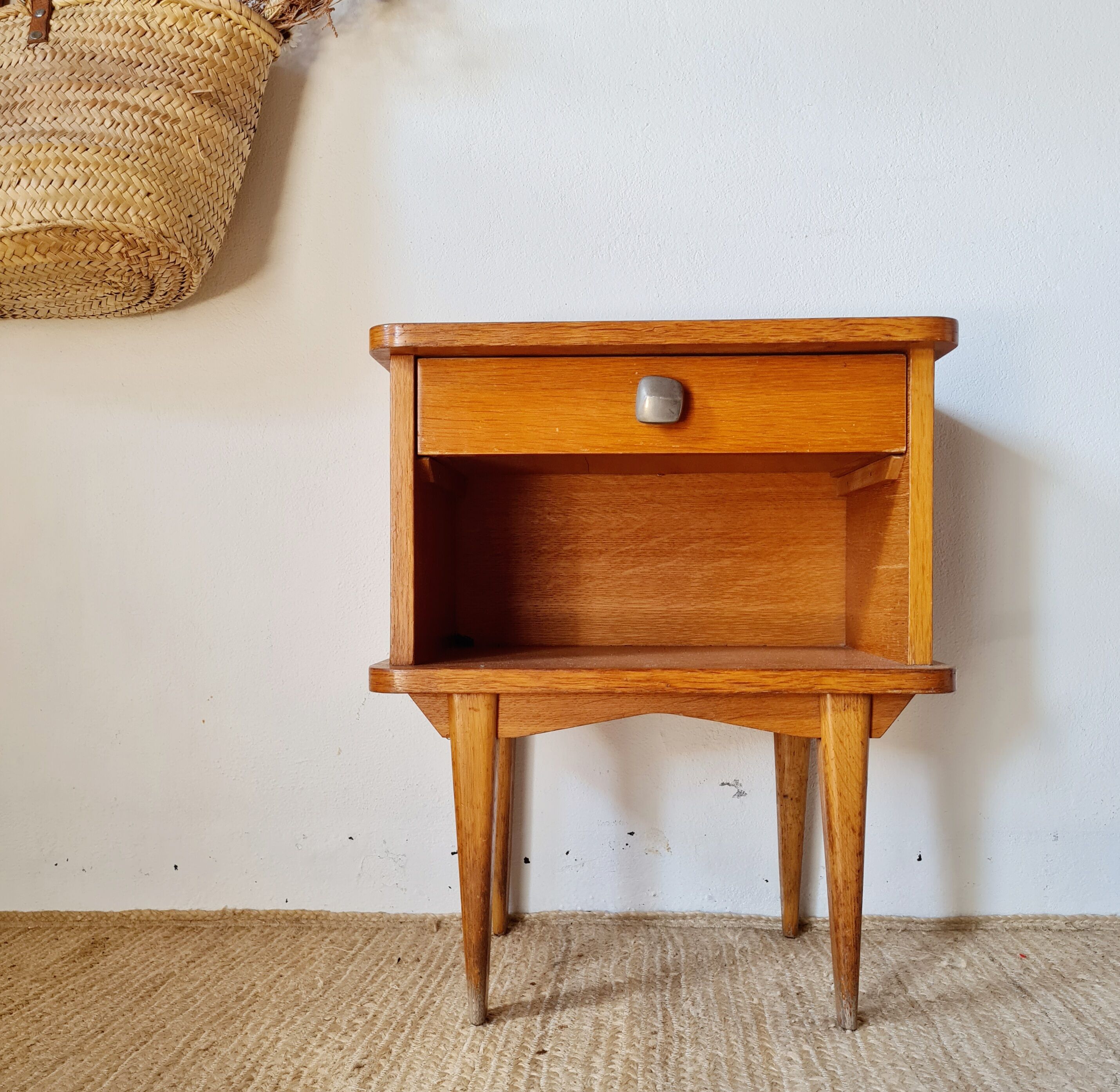 Small vintage Scandinavian bedside table – Mid-Century Design