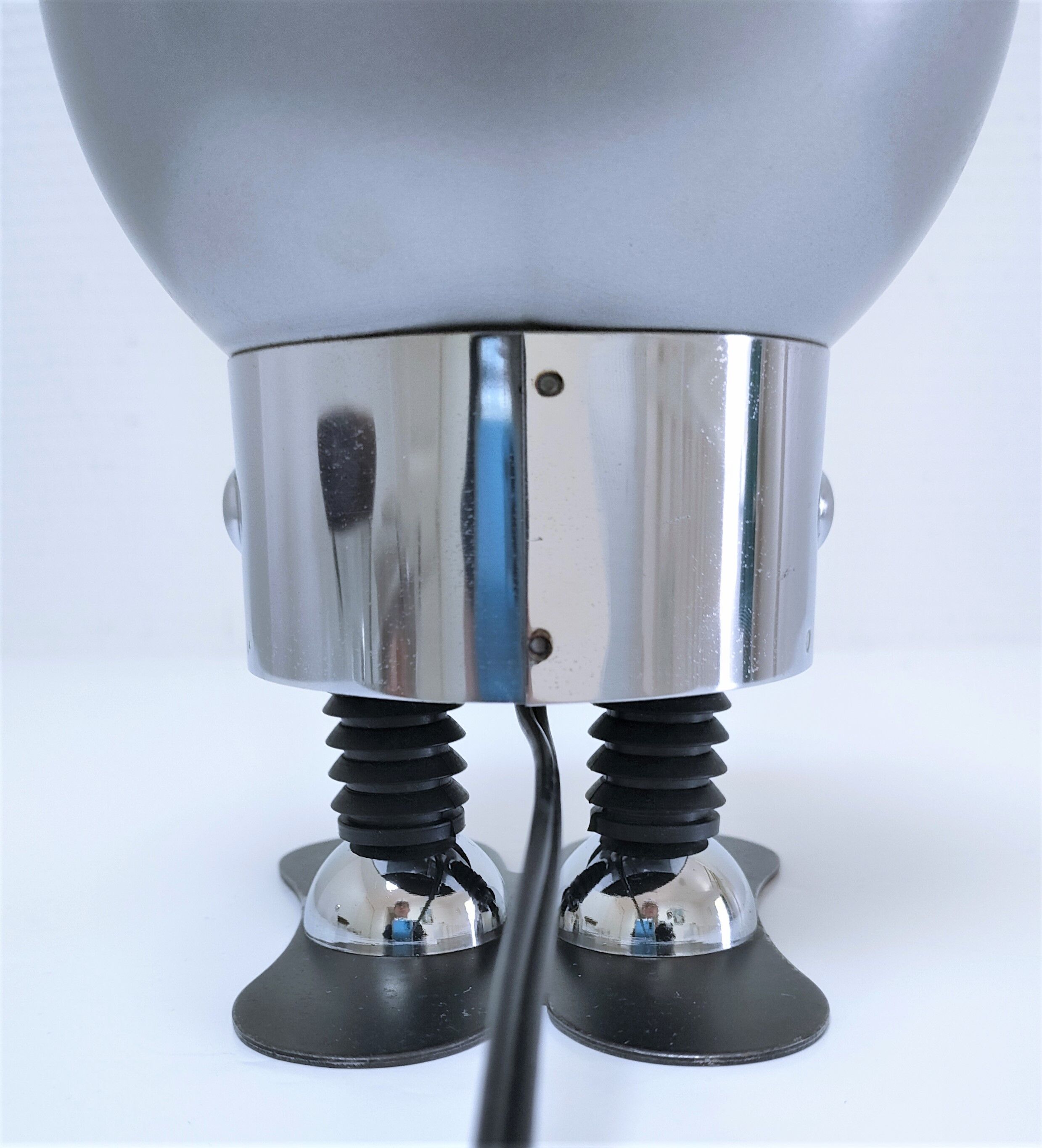 Robot lamp by Satco design Space Age 70s