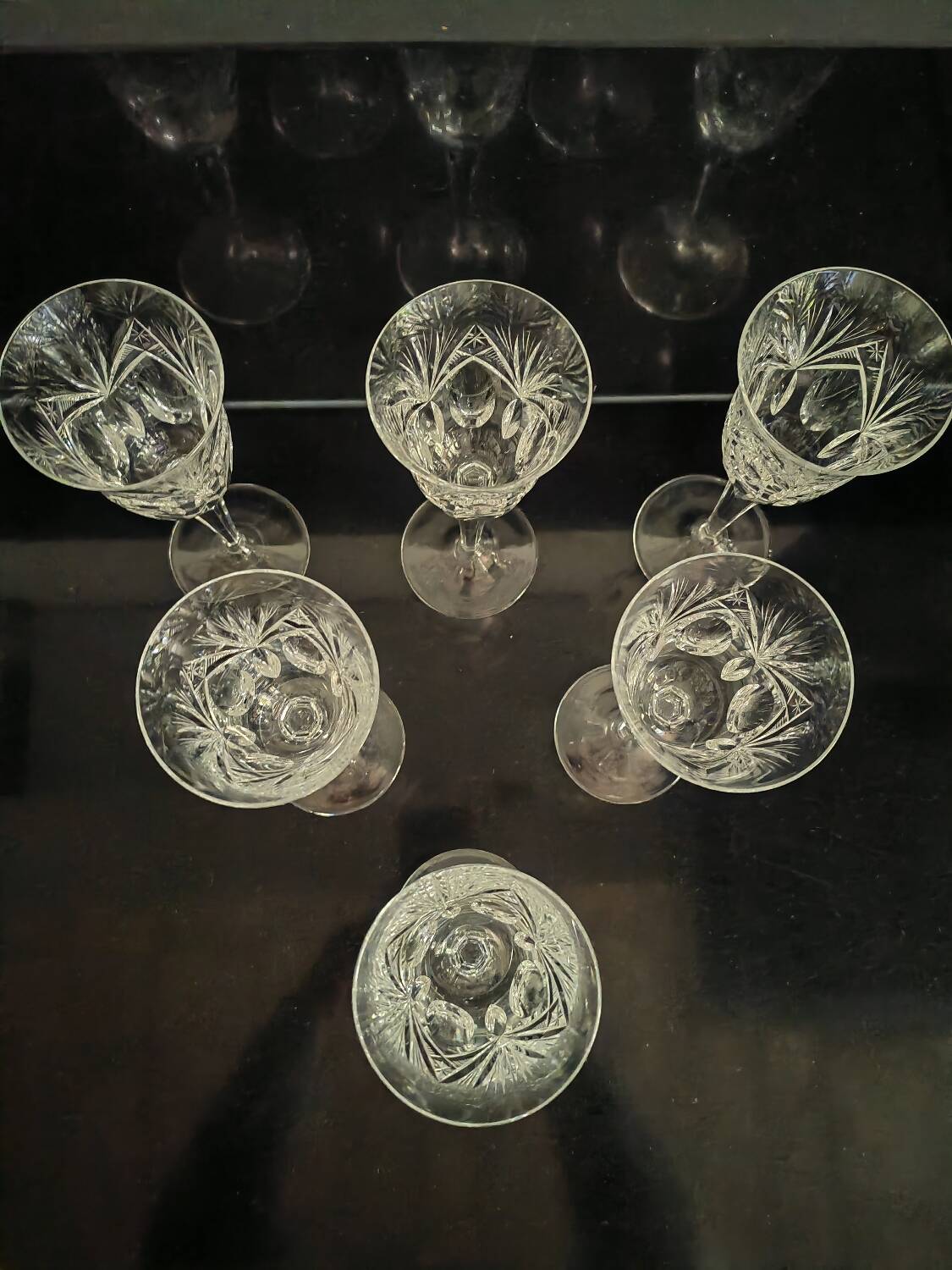 Cut Champagne flutes