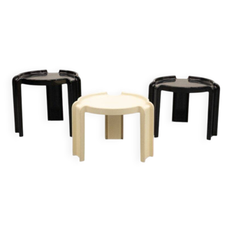 Nesting table set by Giotto Stoppino for Kartell