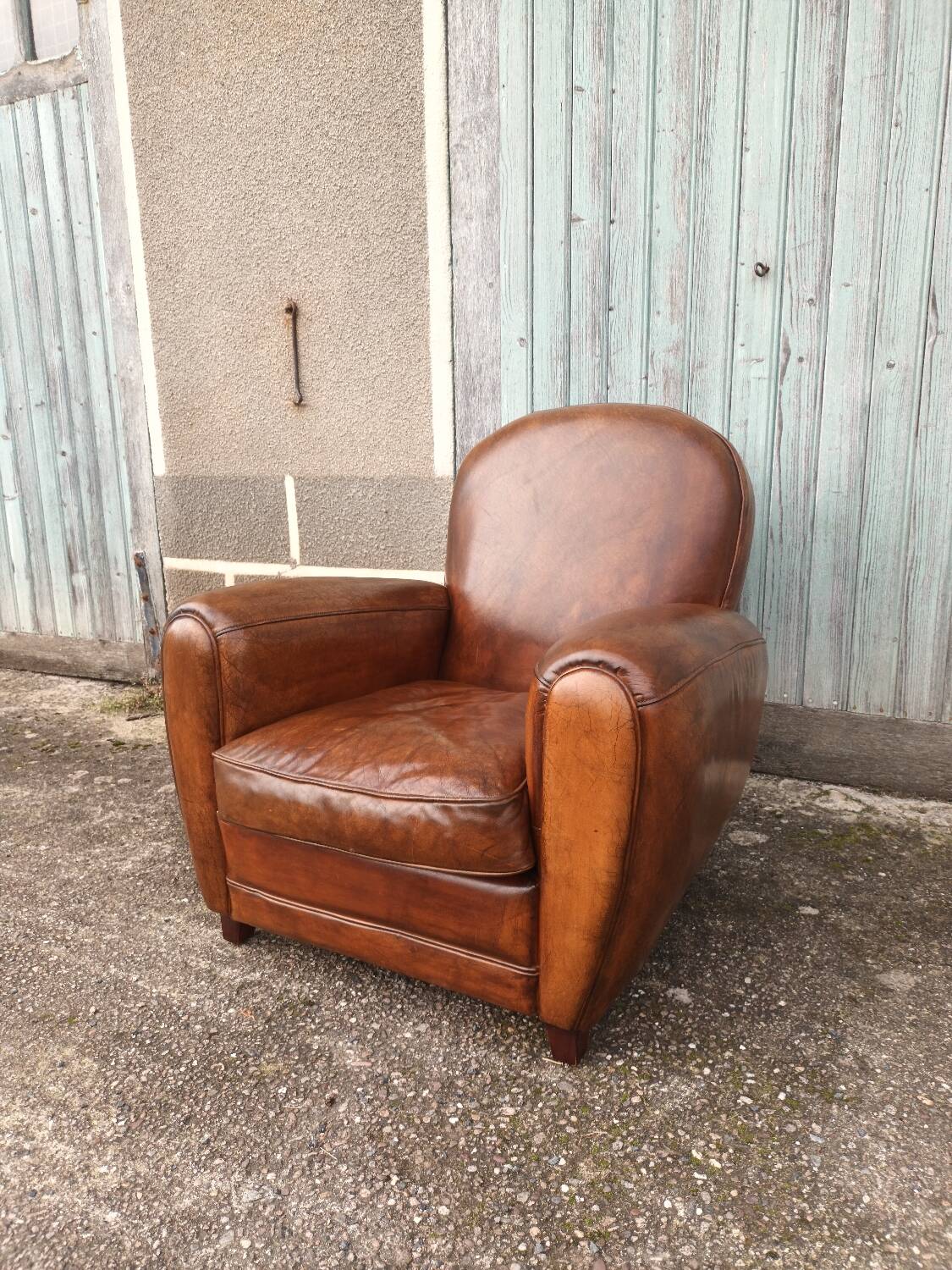 Leather club chair