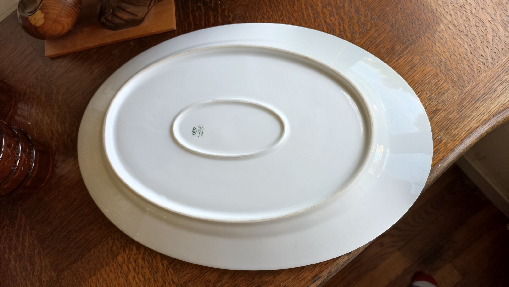 Oval serving dish in Limoges porcelain - Chastagner