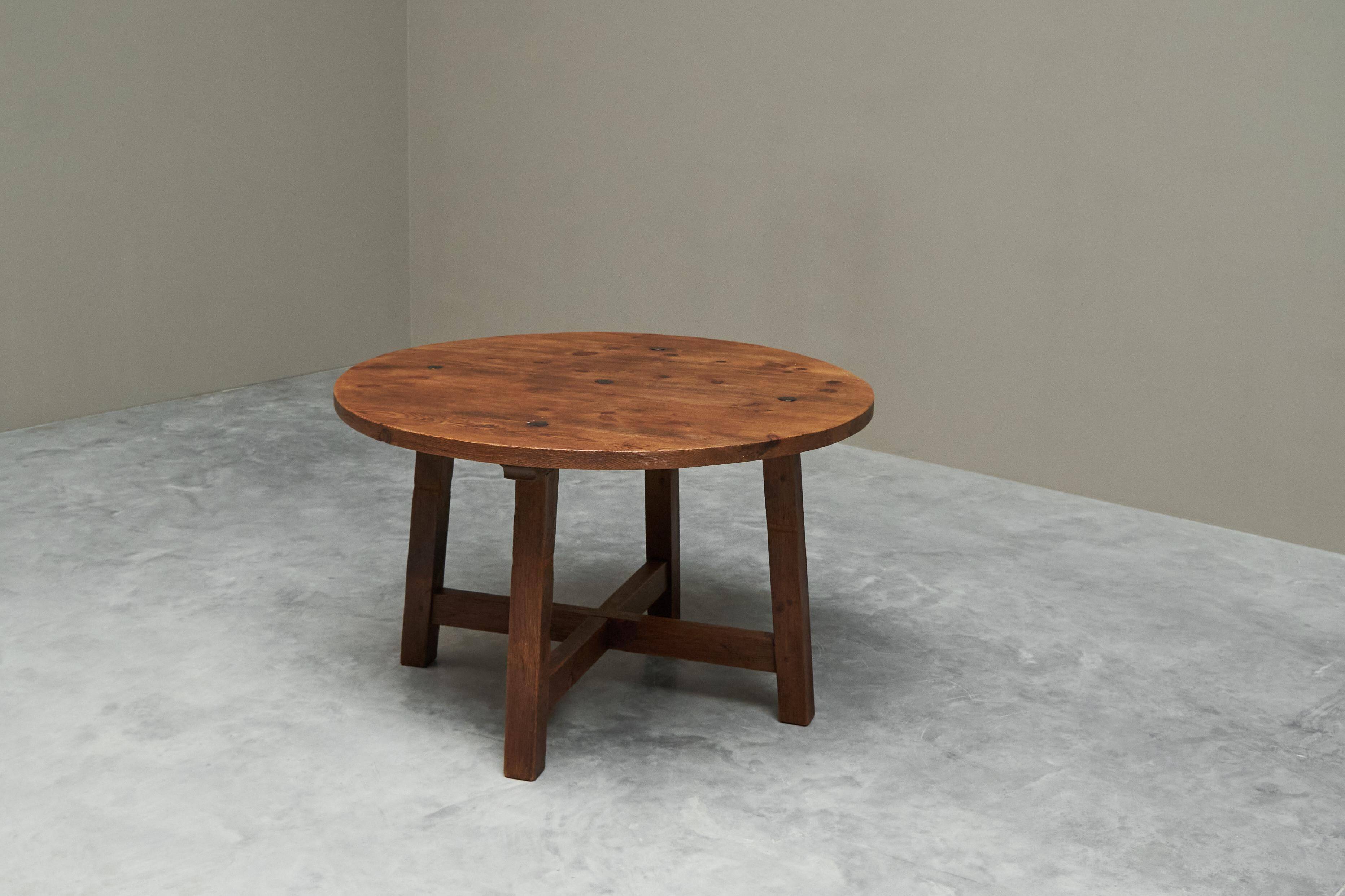 Dining table or Spanish centre table in solid wood and wrought iron from the mid-20th century.