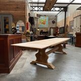Large monastery type table in oak and its 2 extensions