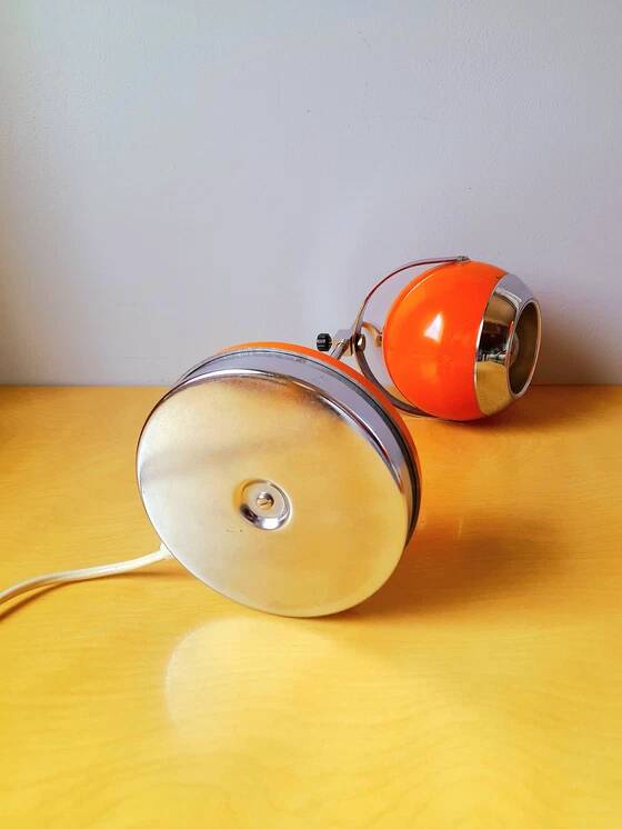 Orange eyeball lamp, G.Reggiani 70s