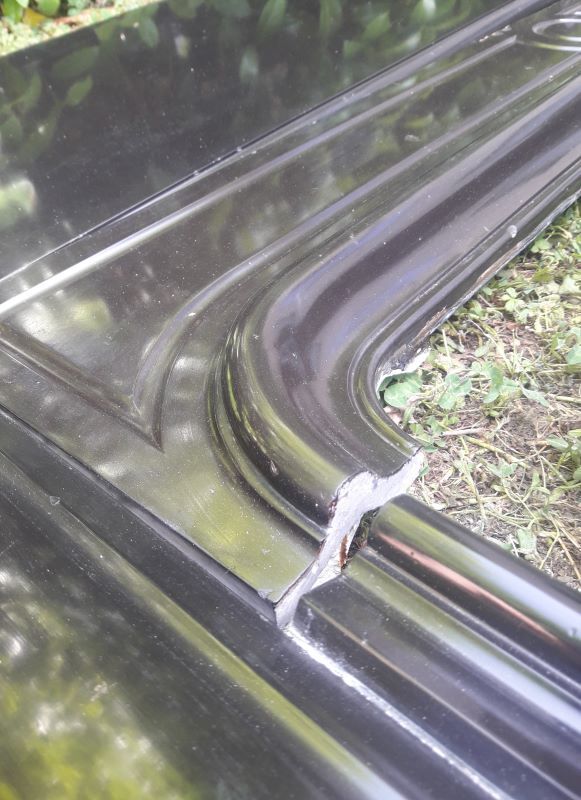 Fireplace XVIII° black marble louis XIV style with narrowed and floor slabs