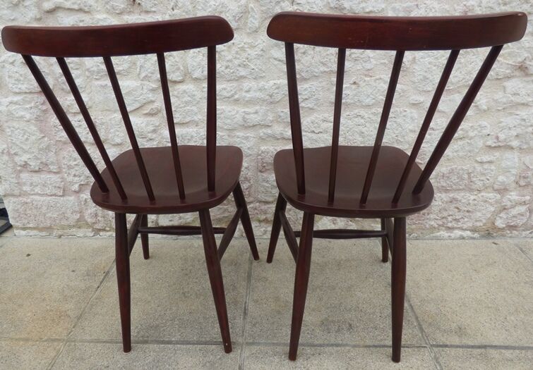 Paire de chaises à barette de style Baumann en bois patinés
