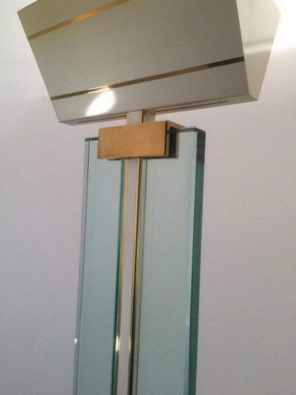 Lampadaire de parquet en verre, laiton et métal laqué