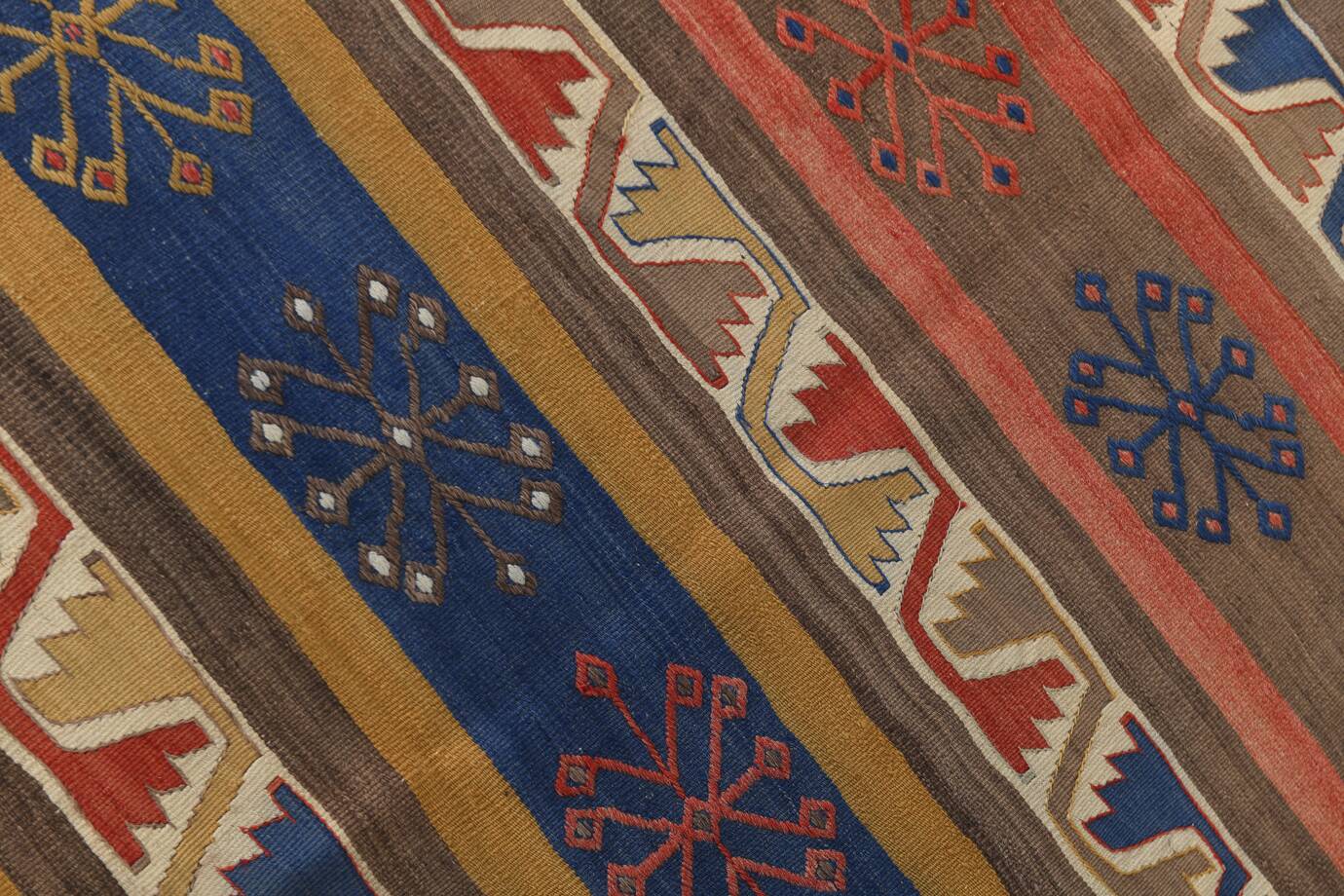Soft Palette Kilim Runner Rug, Handmade Vintage Kilim Carpet, 100x410 Cm