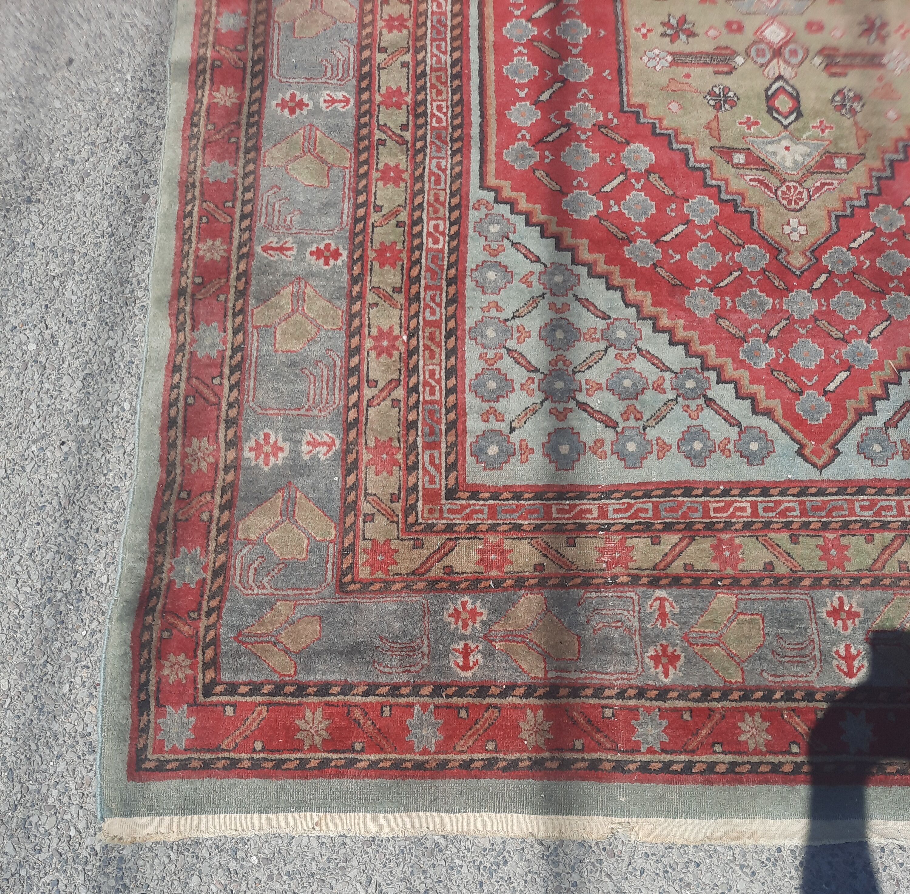 Oriental rug 2m88 x 1m88