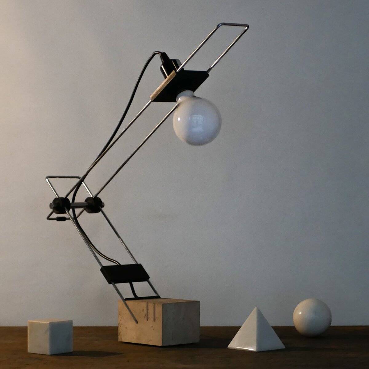 Lampe brutaliste en travertin, Italie, années 70