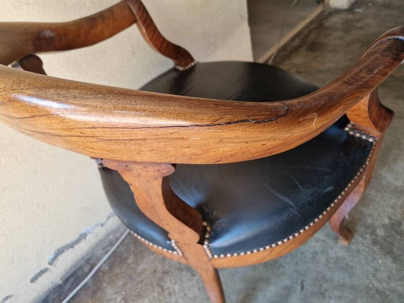 Louis Philippe period desk chair, circa 1840 - Molded wood