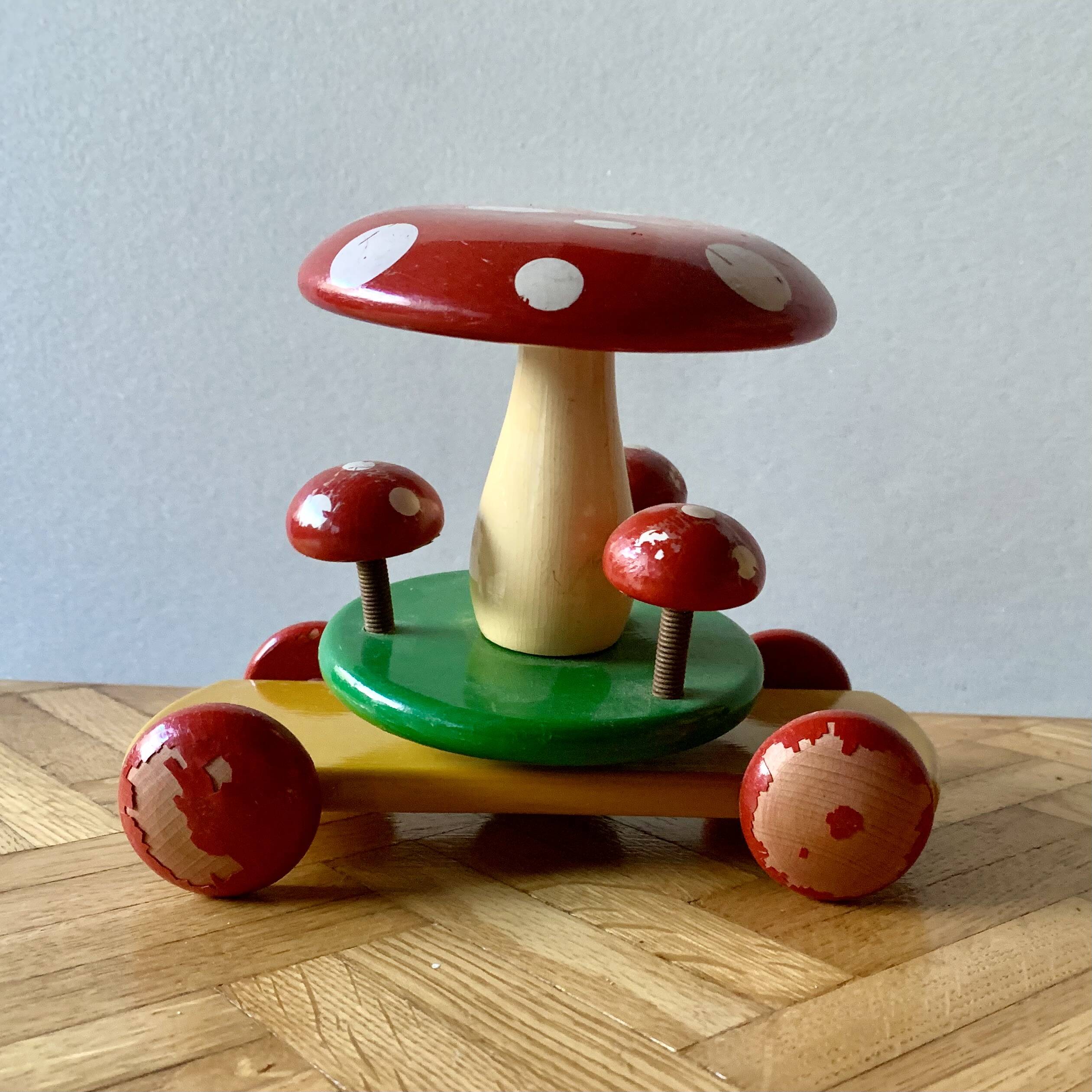 Vintage Wooden Pull Along Toy - Mushroom - 1960s