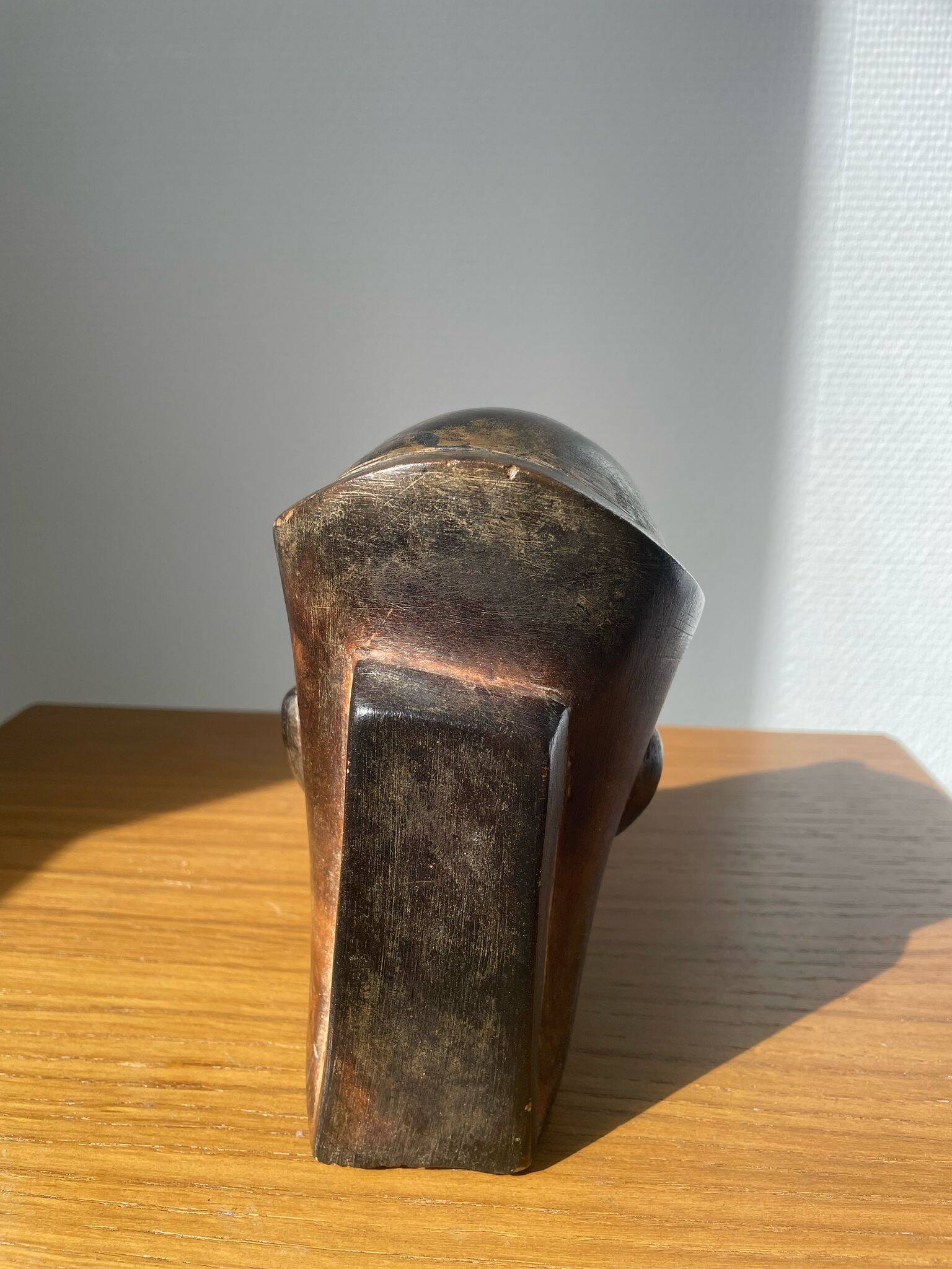 Egyptian sculpture, head / bust of pharaoh