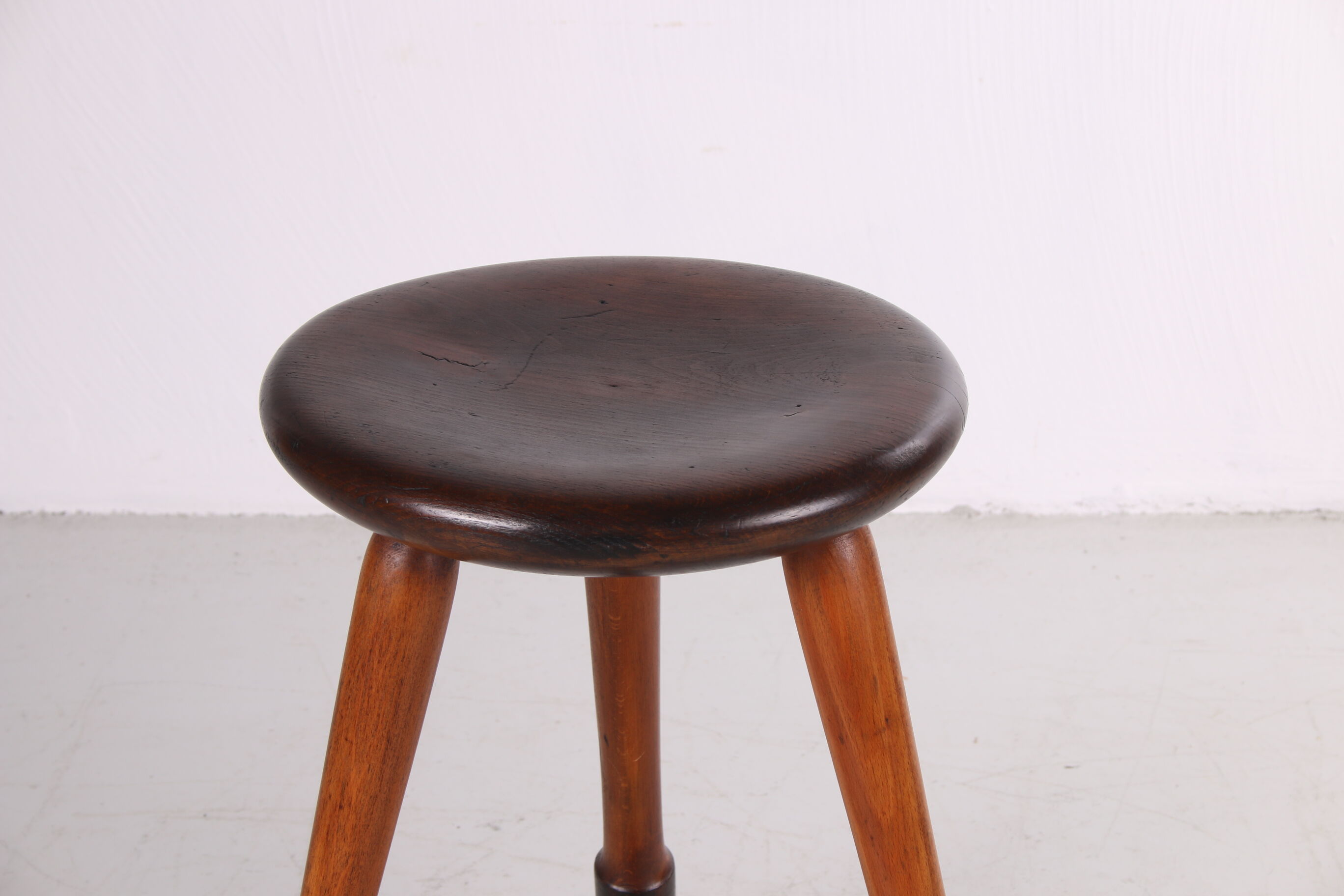 Very Old Oak Elegant stool 1920s with a beautiful patina.