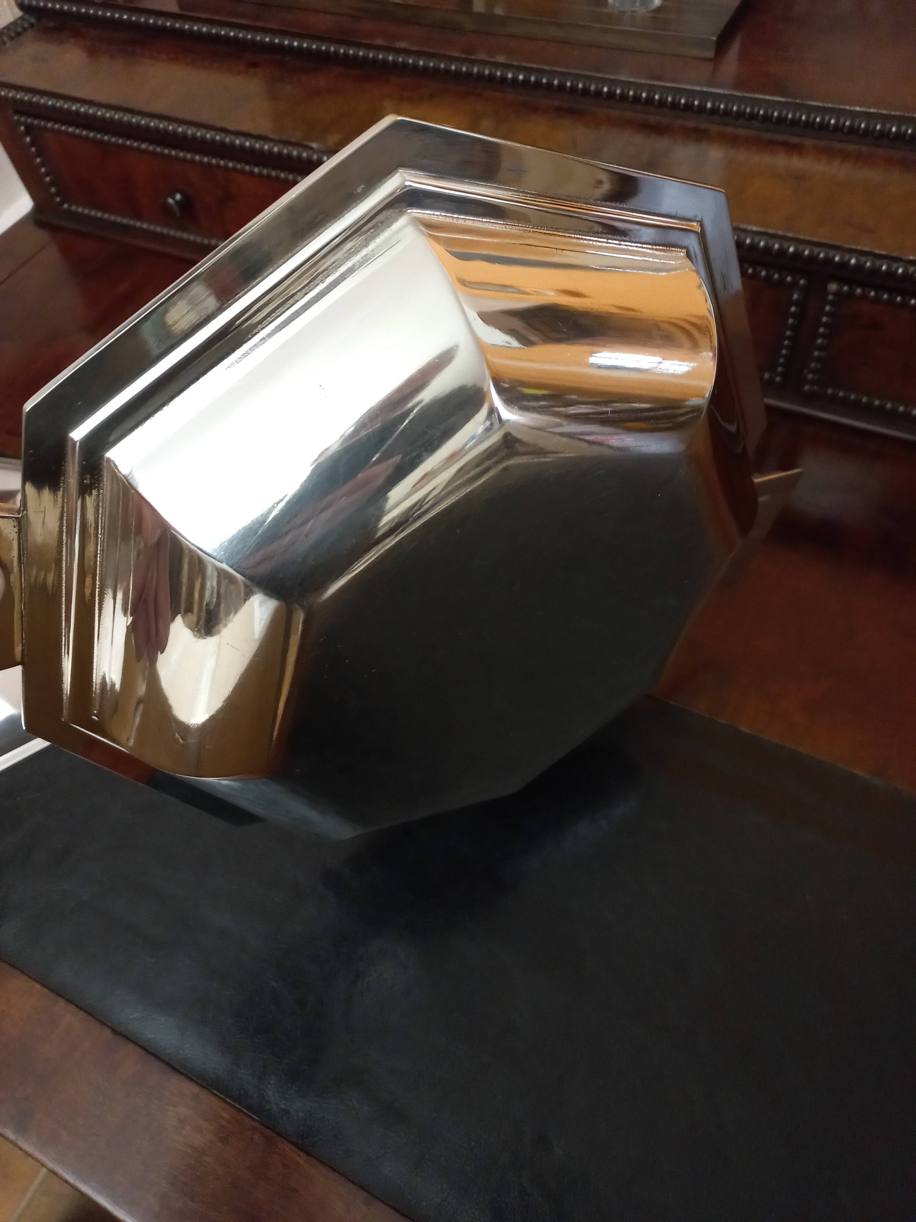 Art Deco plate 1930 silver metal