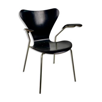 Fauteuil en bois laqué noir d'Arne Jacobsen année 50