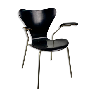 Arn Jocobsen black lacquered wooden armrest chair in the year 50